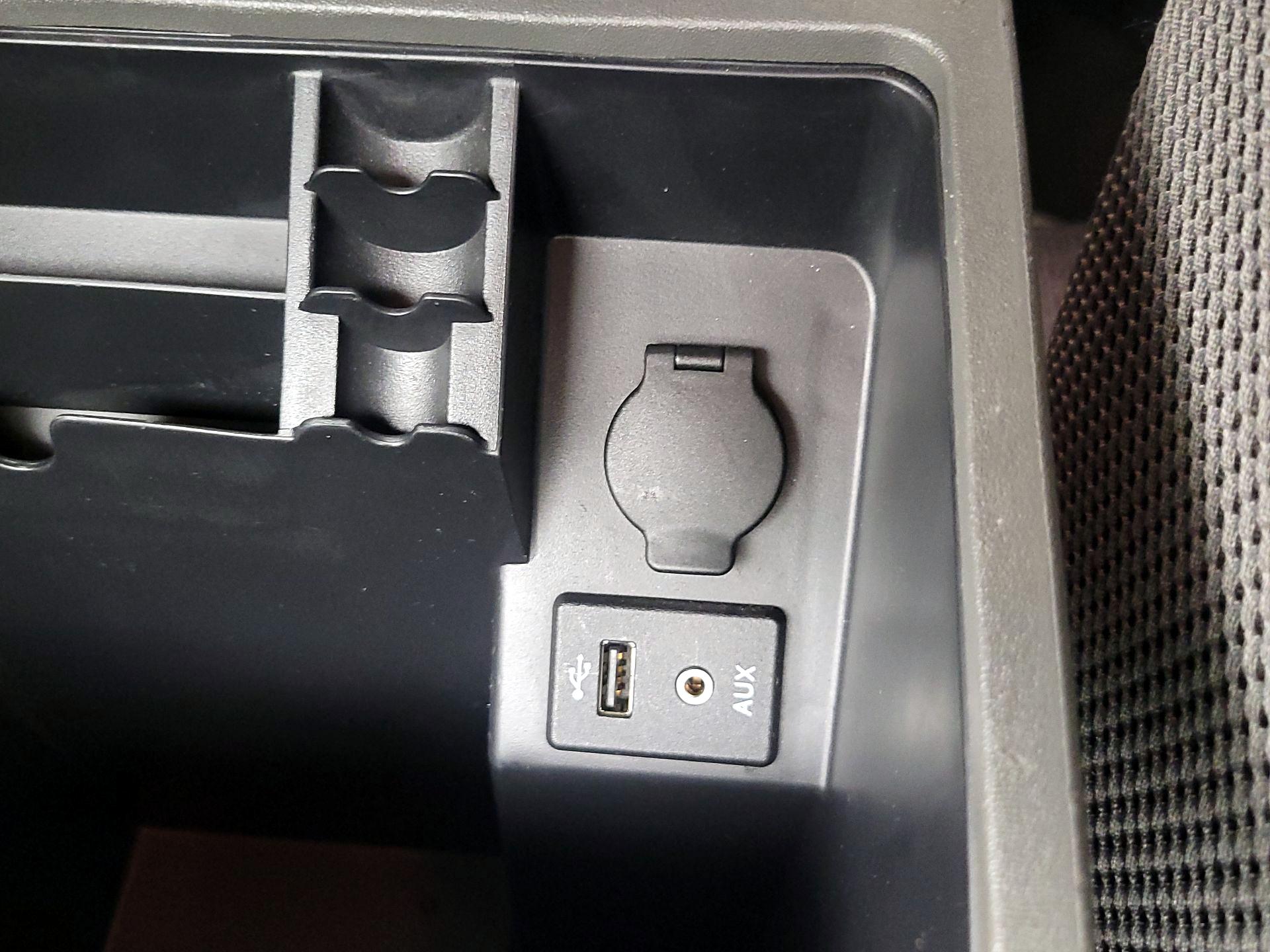 Thumbnail: 2016 Nissan Frontier - 18