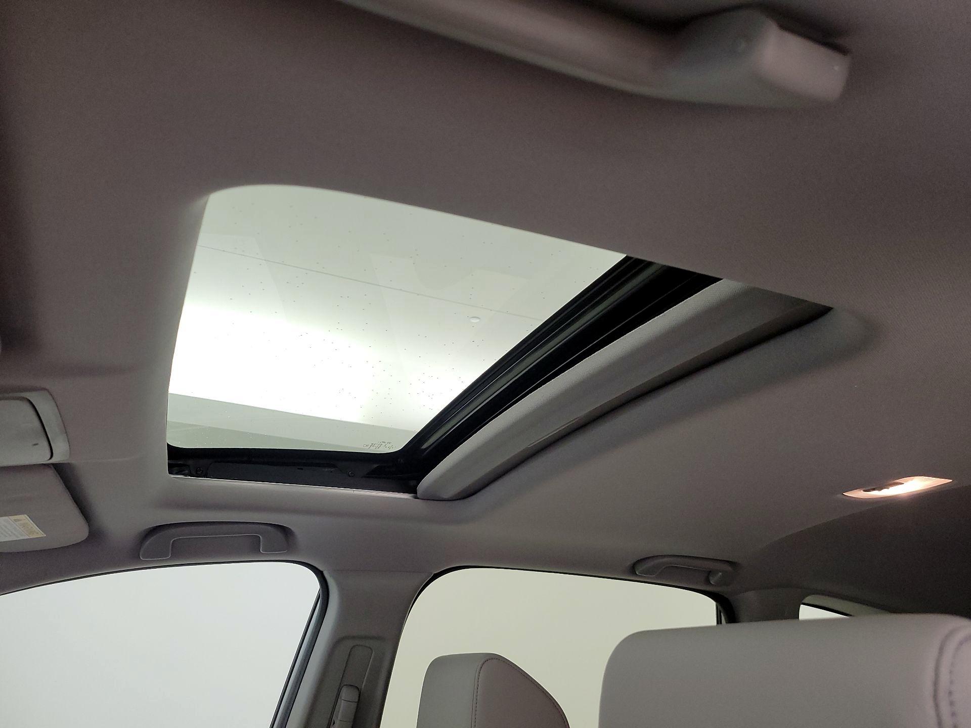 Thumbnail: 2019 Honda CR-V - 20
