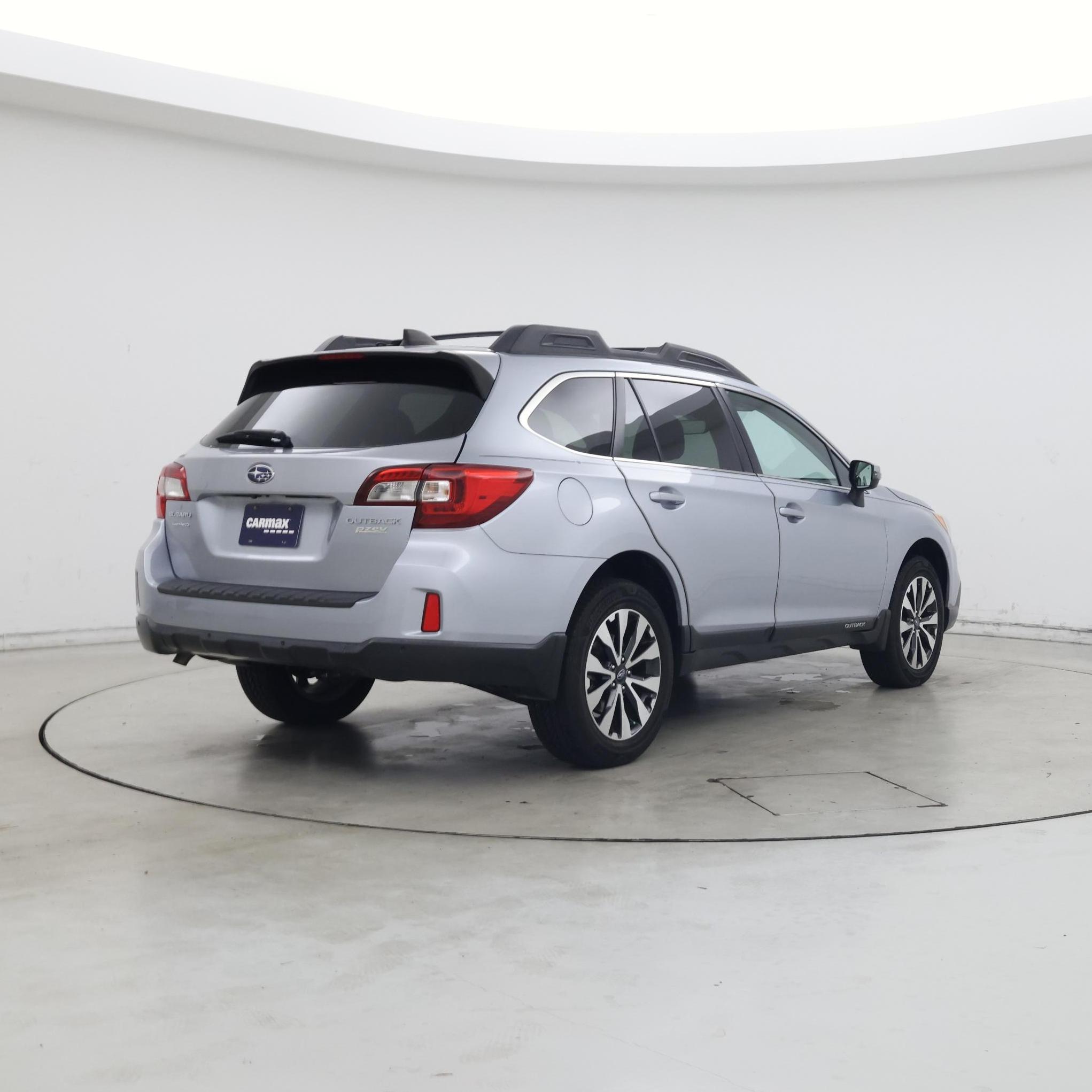 Thumbnail: 2017 Subaru Outback - 8