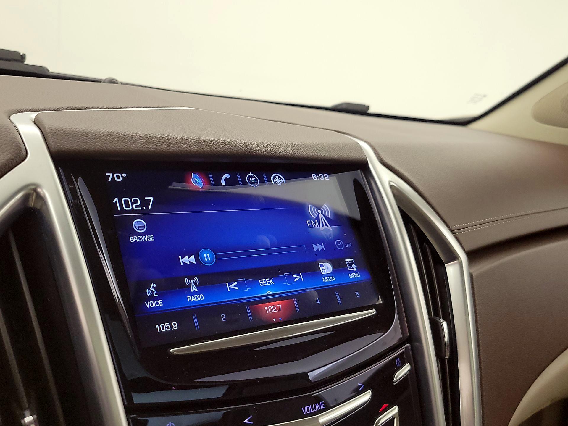 Thumbnail: 2016 Cadillac SRX - 16