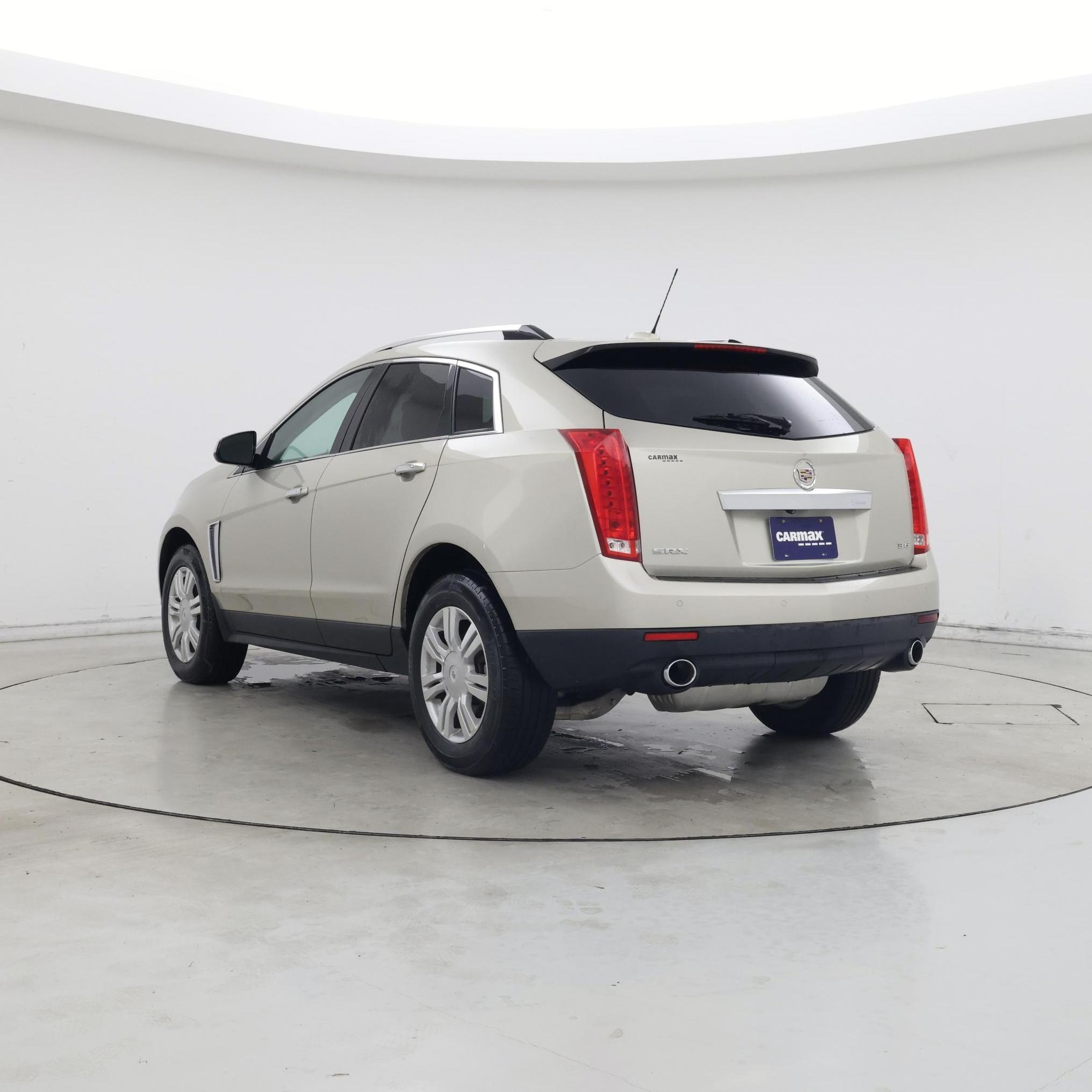 Thumbnail: 2016 Cadillac SRX - 2