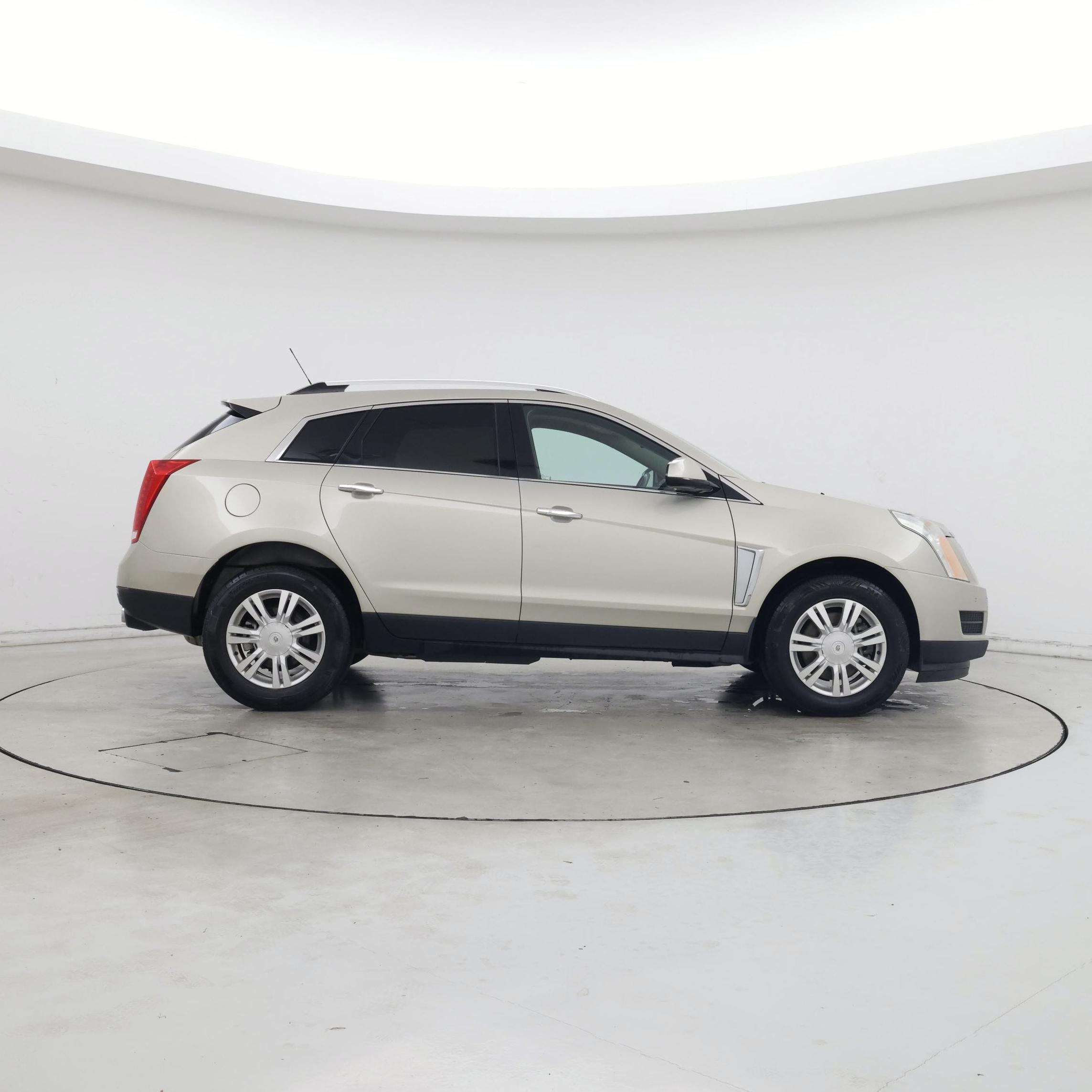 Thumbnail: 2016 Cadillac SRX - 7