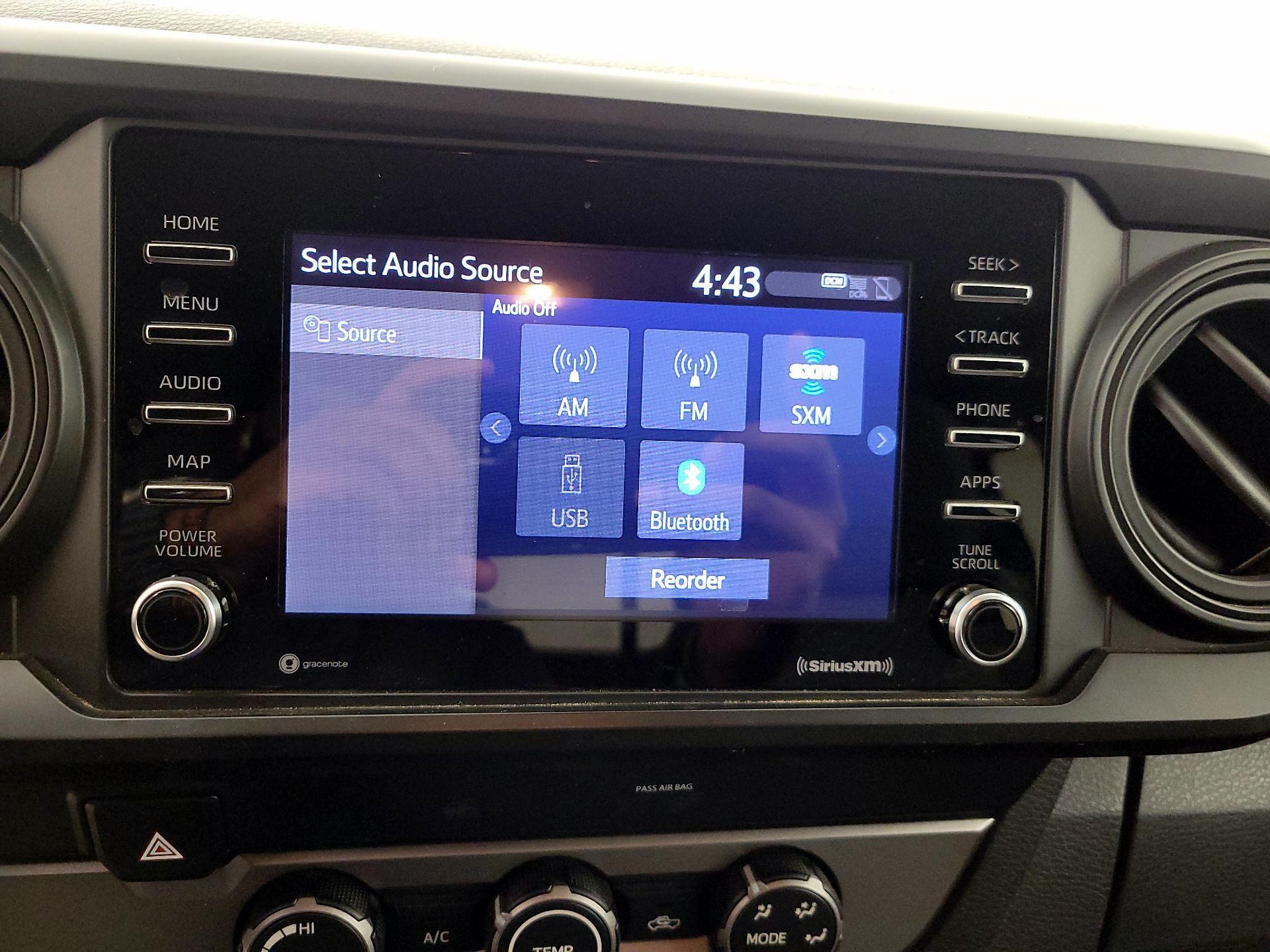 Thumbnail: 2022 Toyota Tacoma - 15