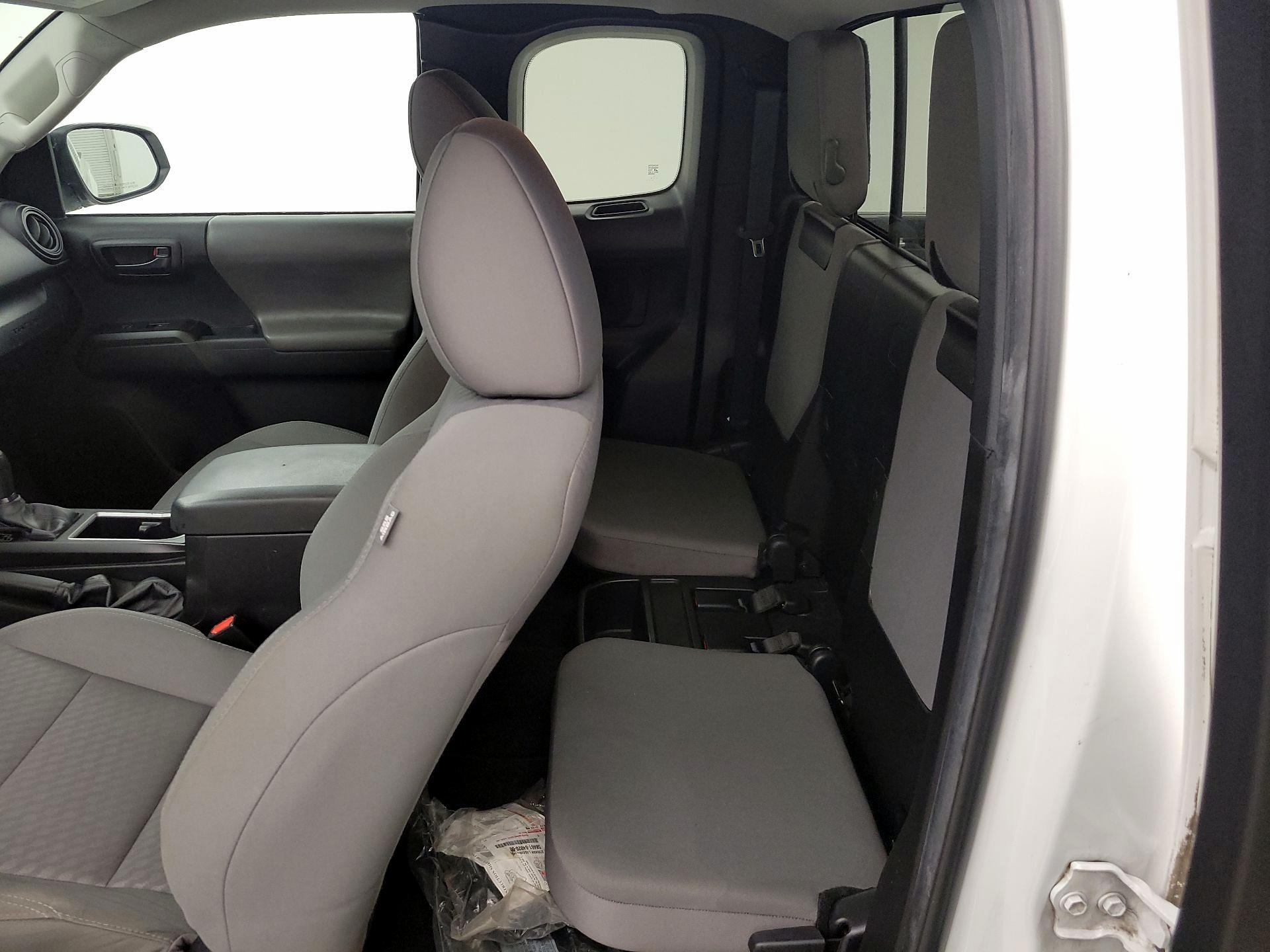 Thumbnail: 2022 Toyota Tacoma - 19