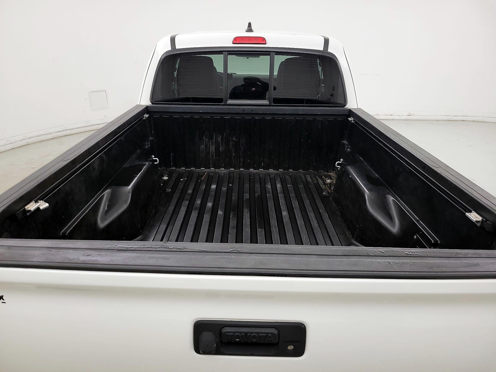 Thumbnail: 2022 Toyota Tacoma - 20