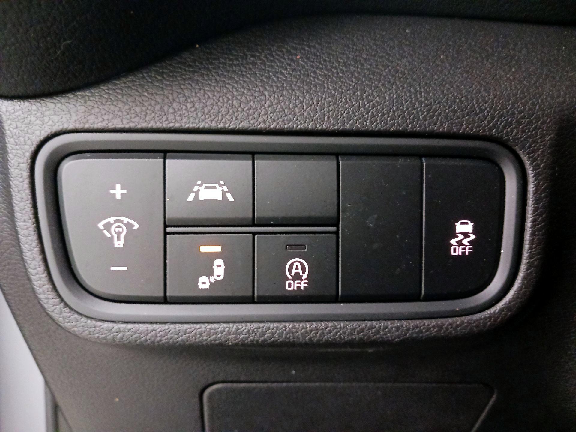 Thumbnail: 2021 Kia Soul - 13