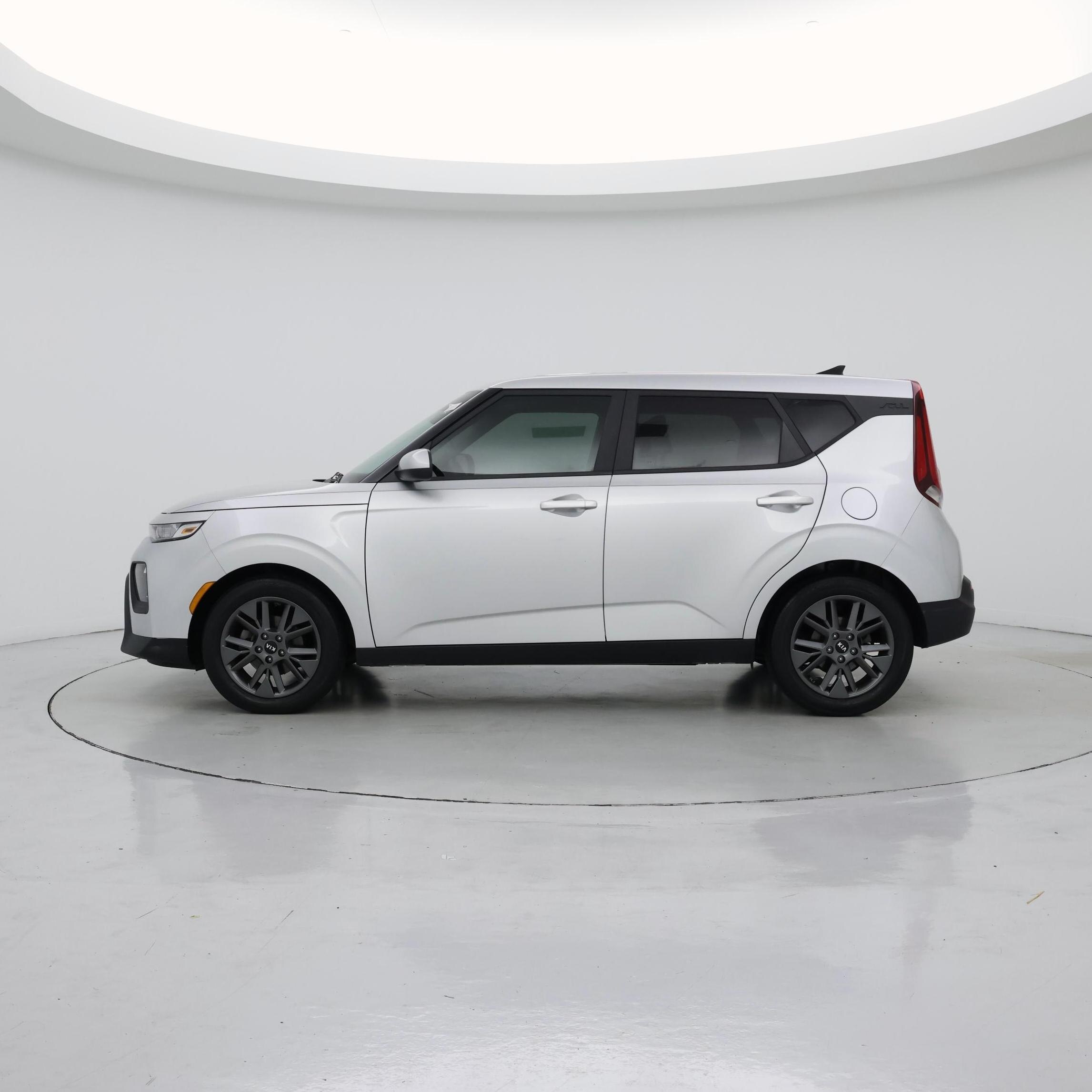 Thumbnail: 2021 Kia Soul - 3