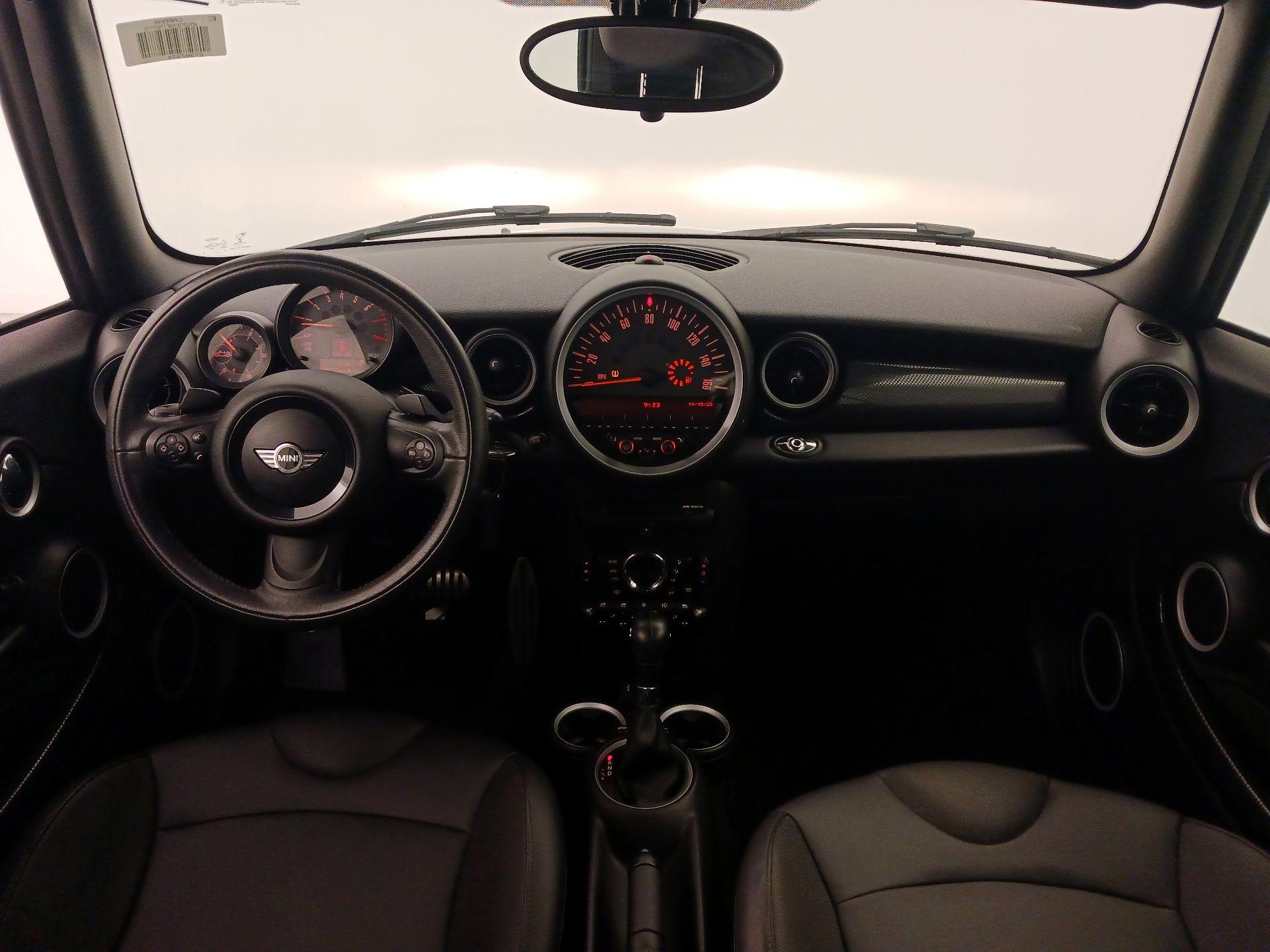 Thumbnail: 2015 MINI Cooper - 9