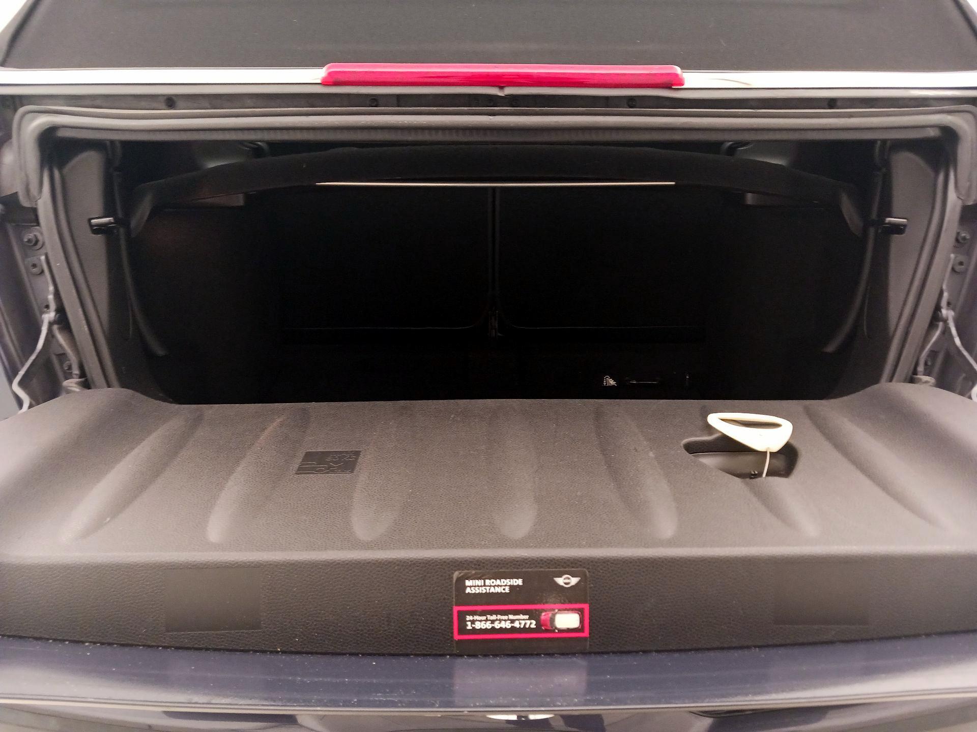 Thumbnail: 2015 MINI Cooper - 18