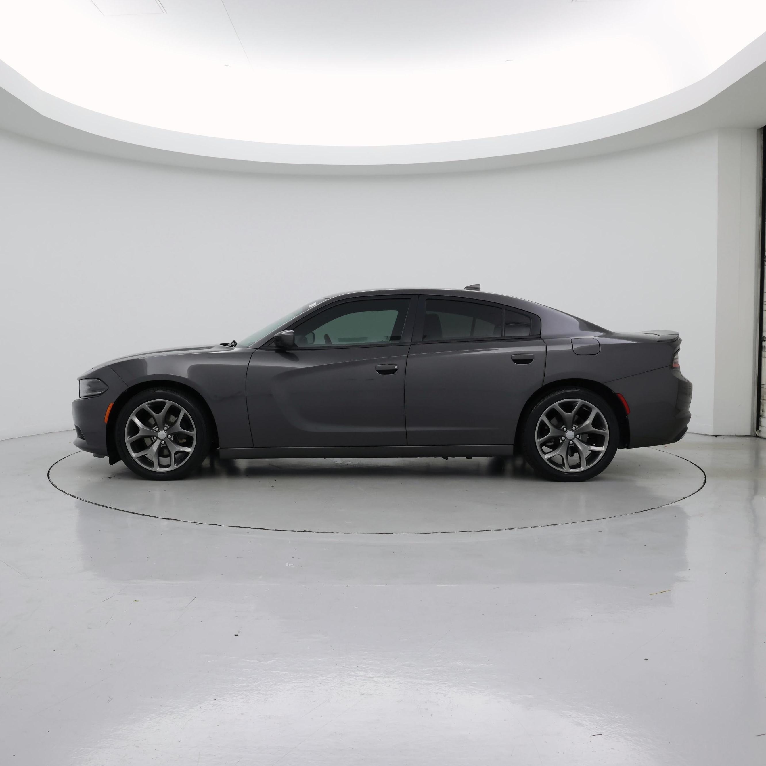 Thumbnail: 2016 Dodge Charger - 3
