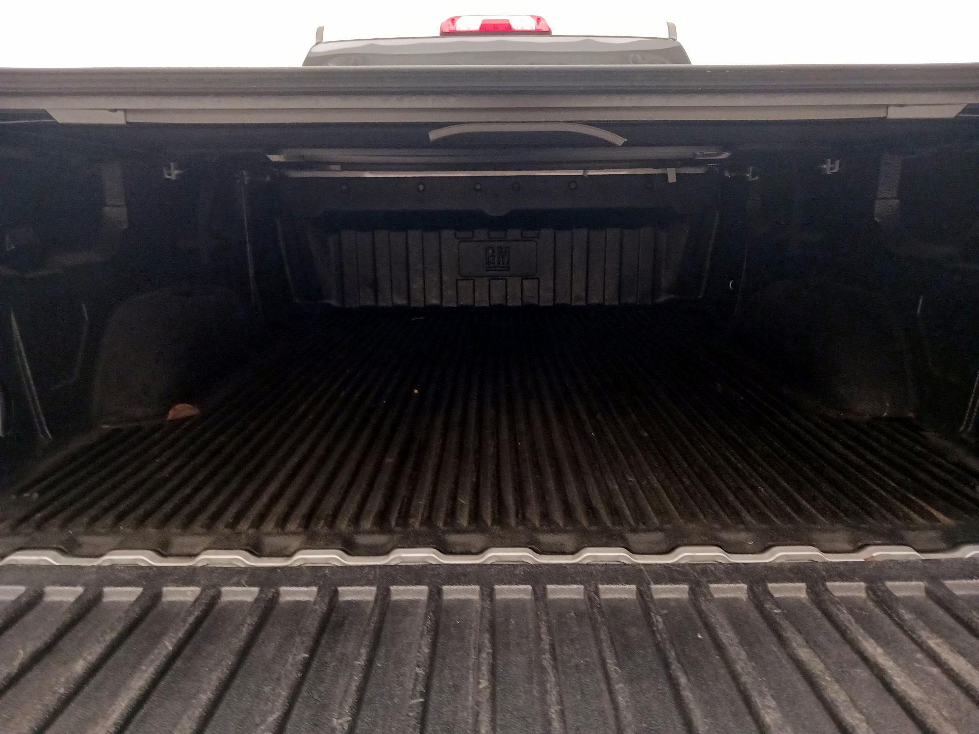 Thumbnail: 2014 Chevrolet Silverado 1500 - 19