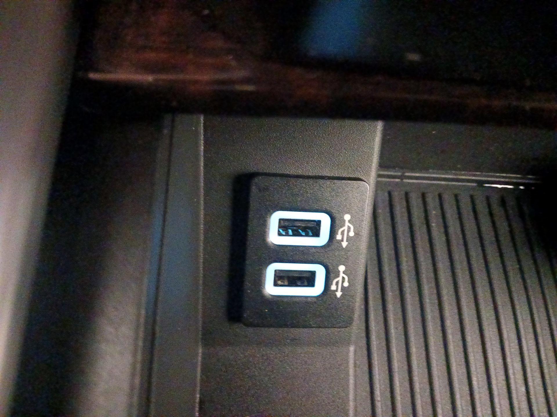 Thumbnail: 2017 Ford F-150 - 19