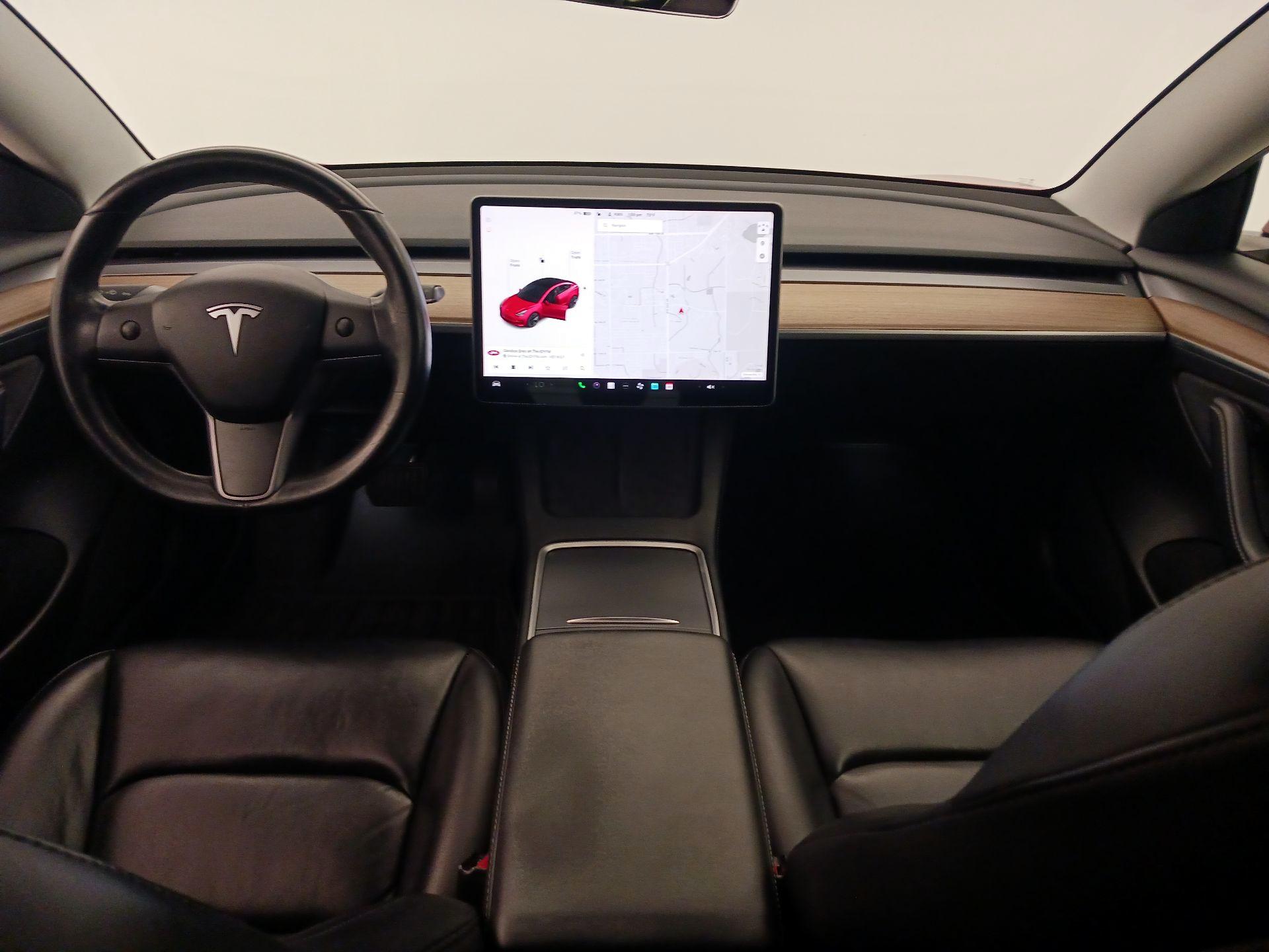 Thumbnail: 2021 Tesla Model 3 - 9
