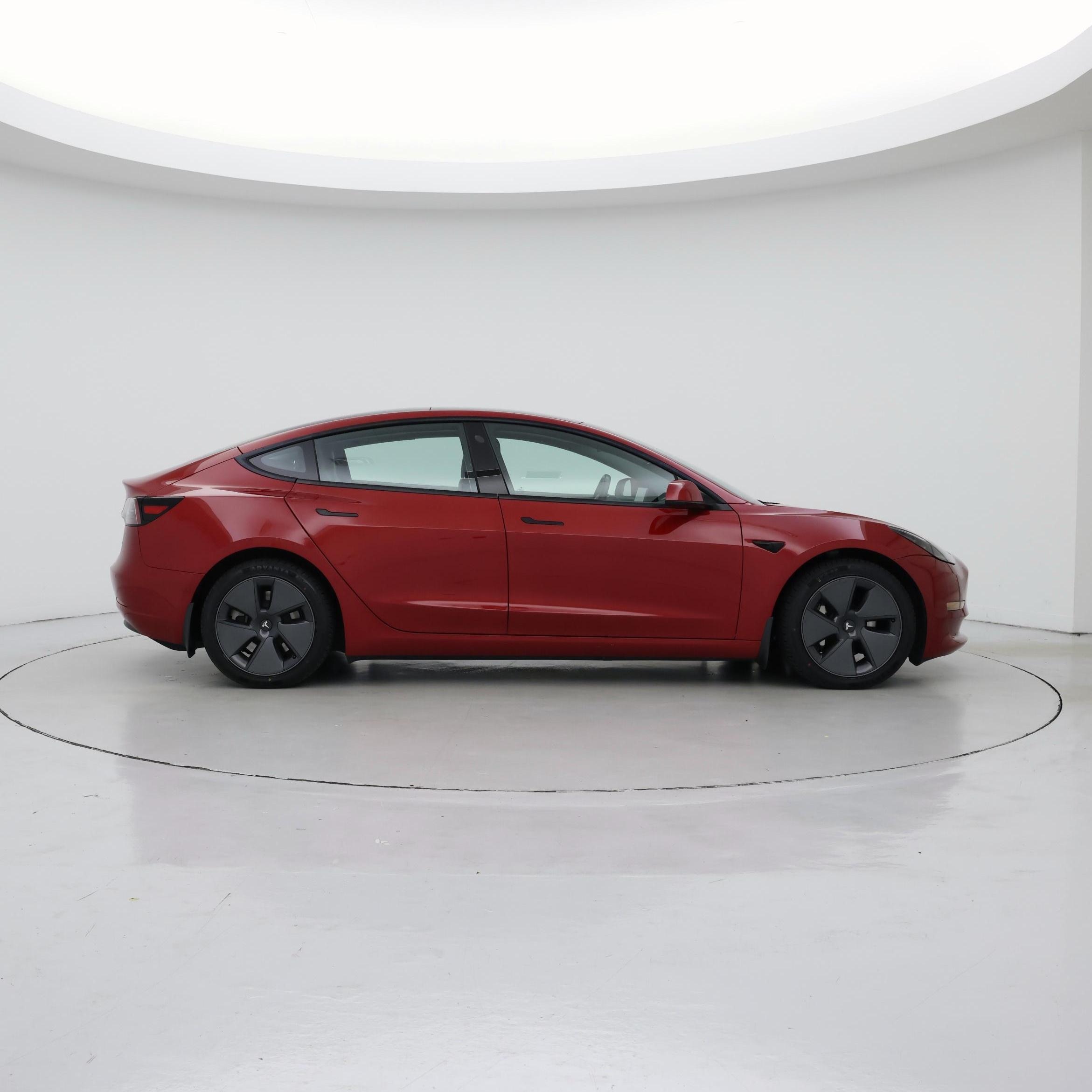 Thumbnail: 2021 Tesla Model 3 - 7