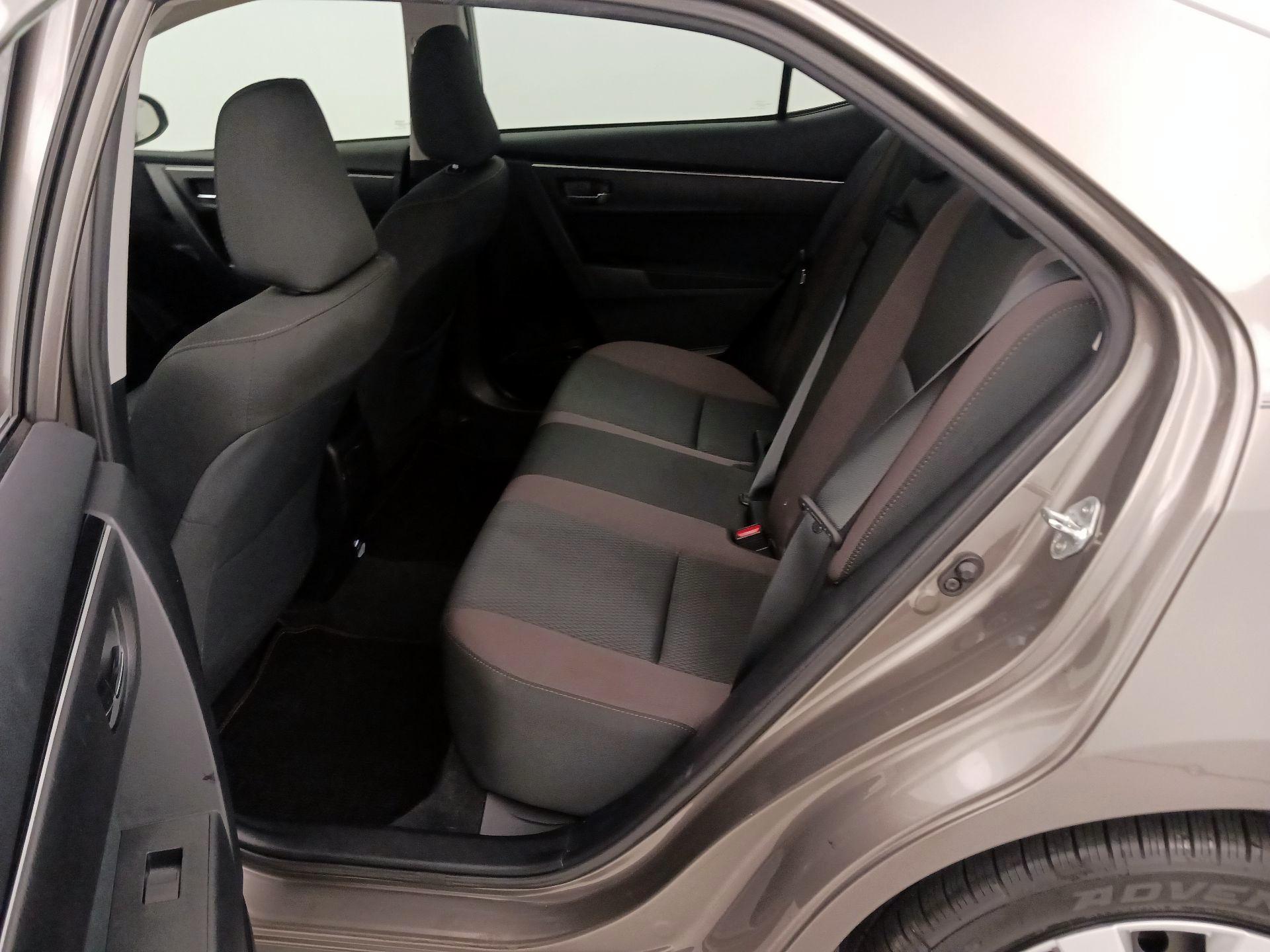 Thumbnail: 2017 Toyota Corolla - 19