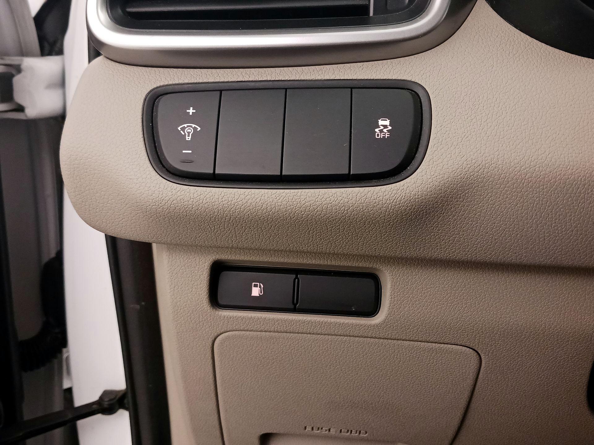 Thumbnail: 2017 Kia Sorento - 13