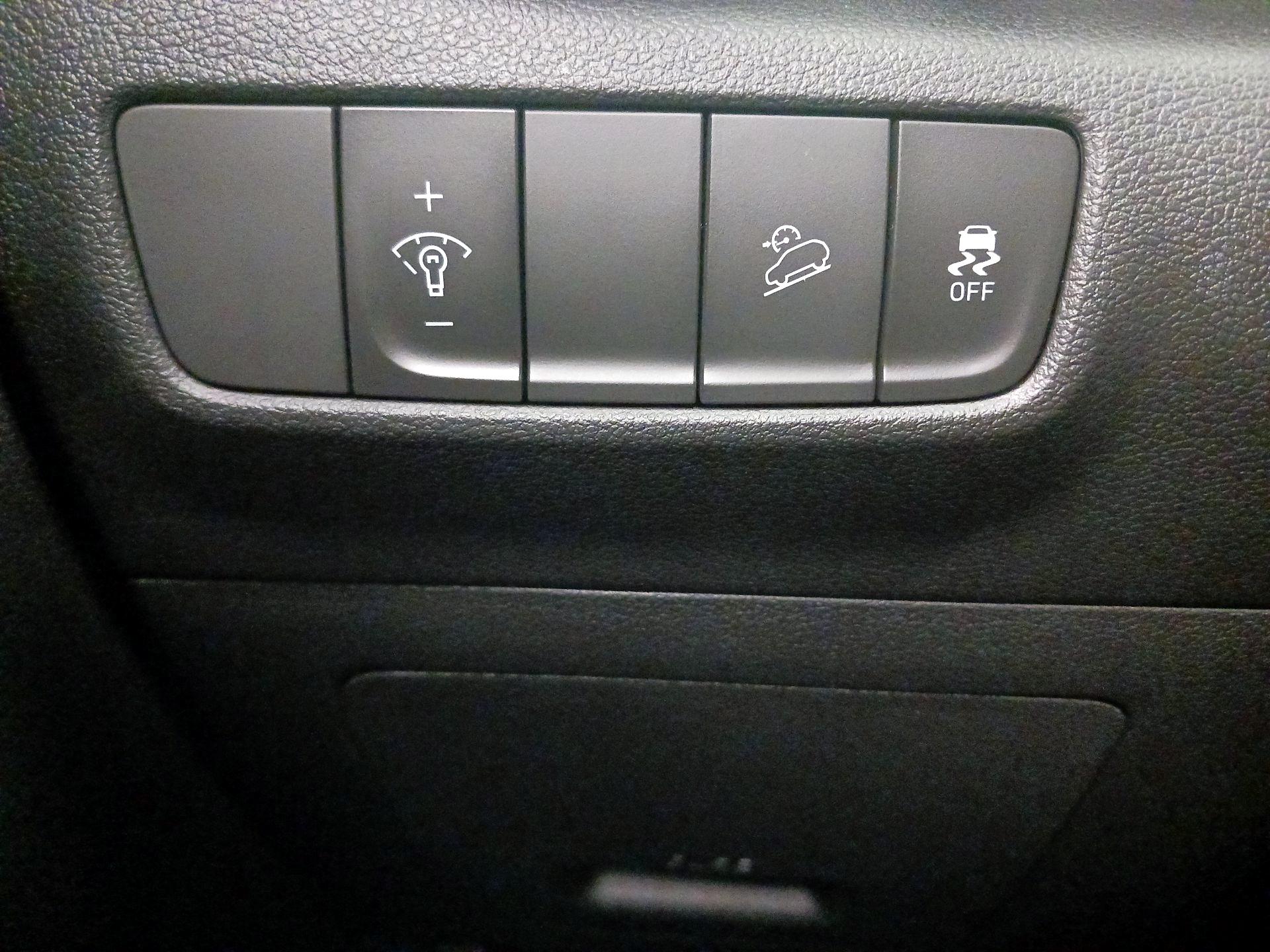 Thumbnail: 2023 Hyundai Kona - 13