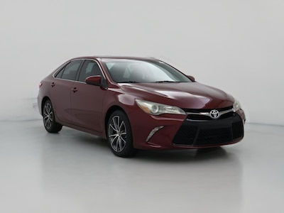Red 2015 Toyota Camry XSE