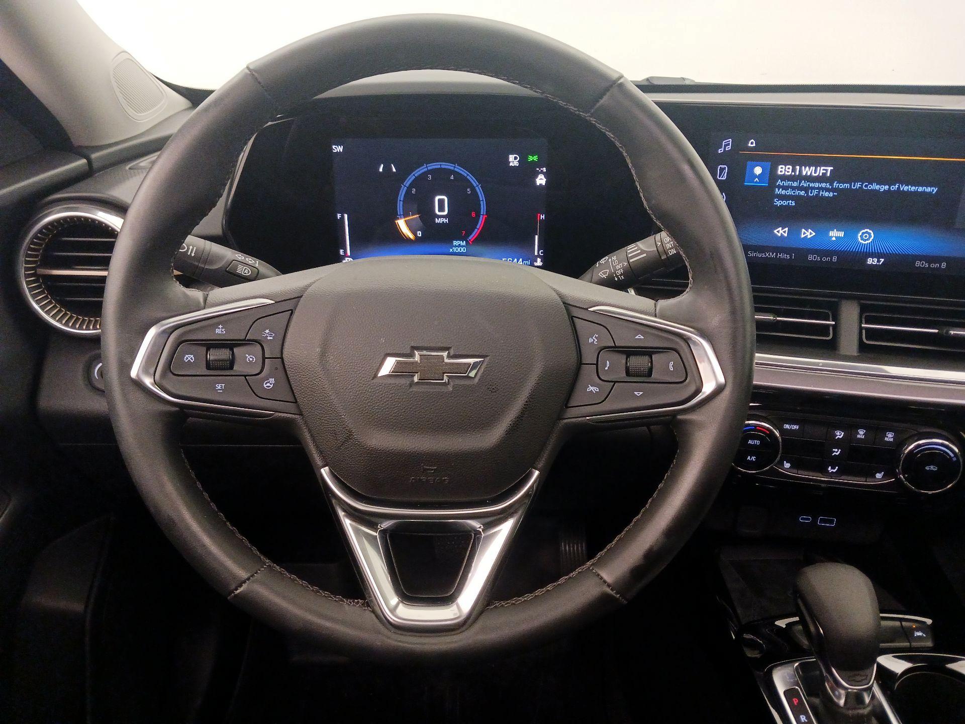 Thumbnail: 2024 Chevrolet Trax - 10