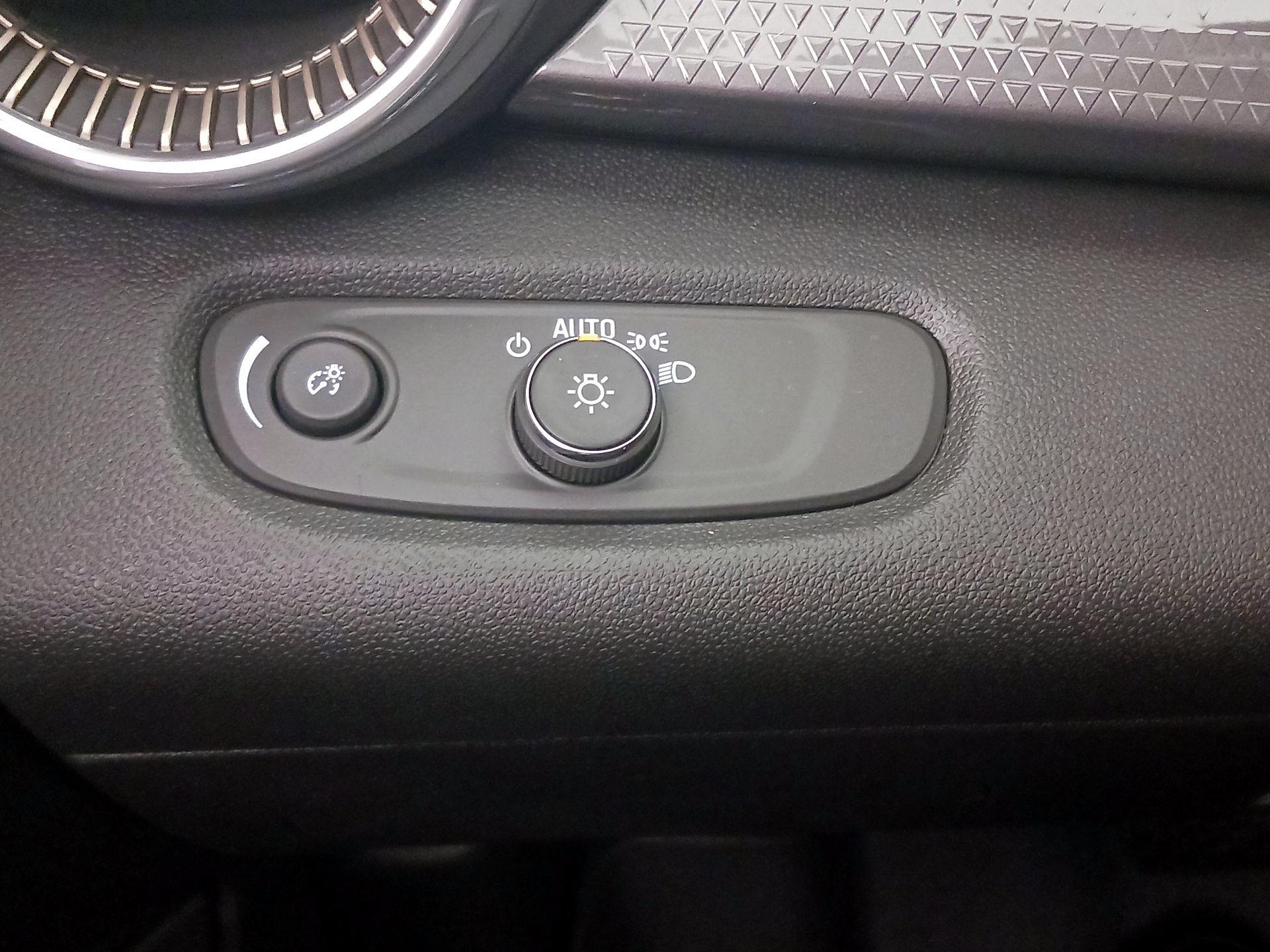 Thumbnail: 2024 Chevrolet Trax - 13