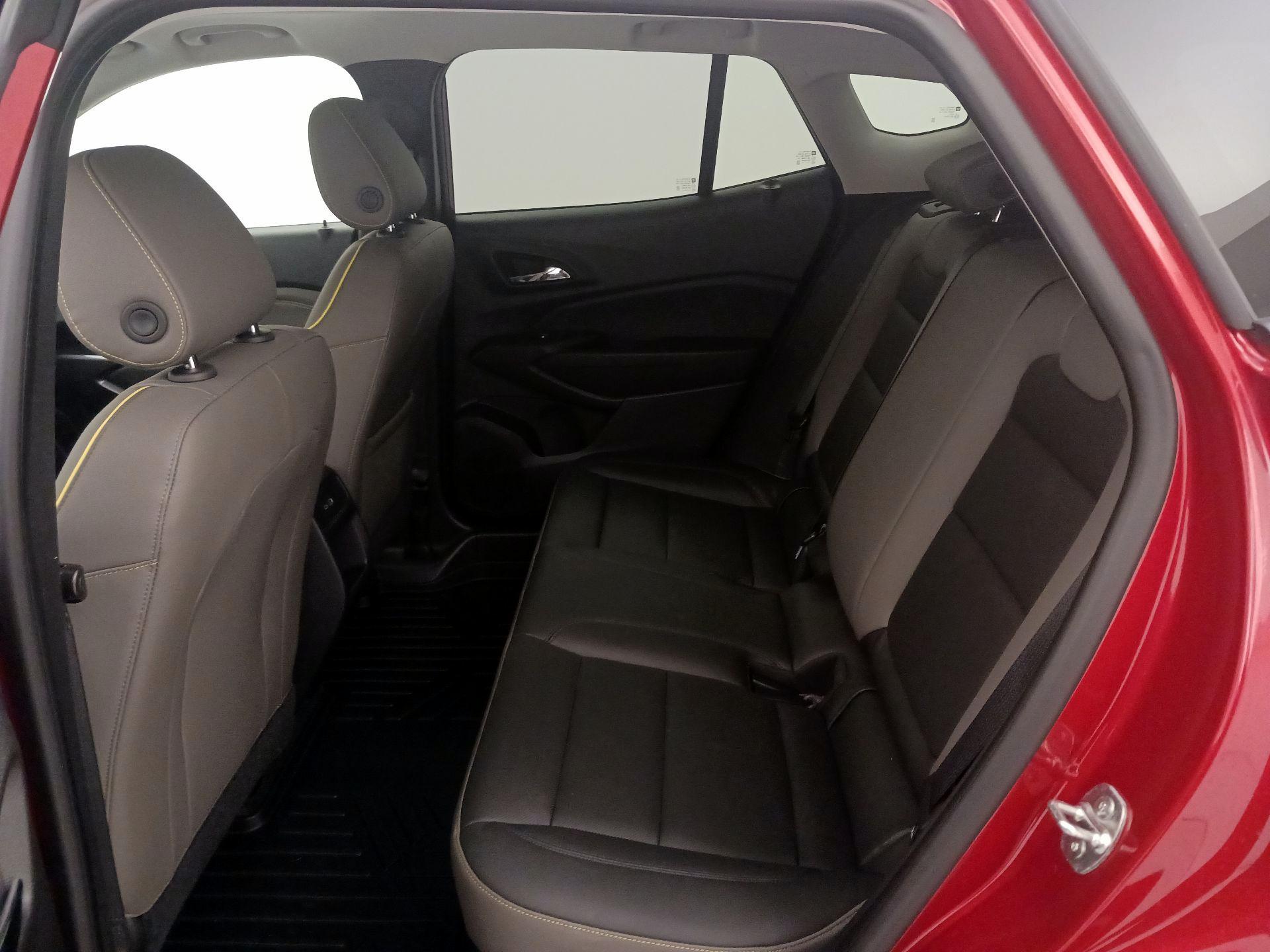 Thumbnail: 2024 Chevrolet Trax - 20