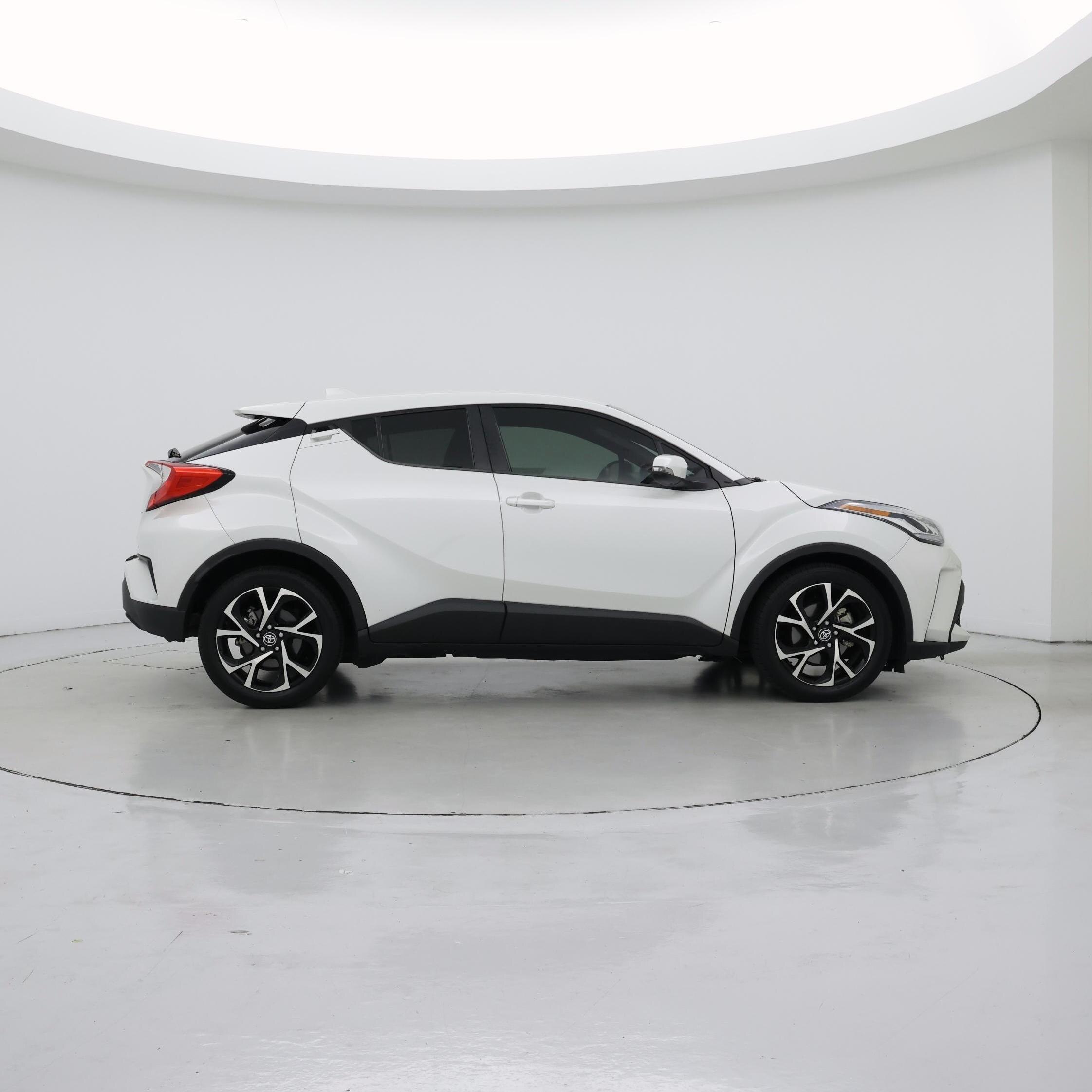 Thumbnail: 2020 Toyota C-HR - 7