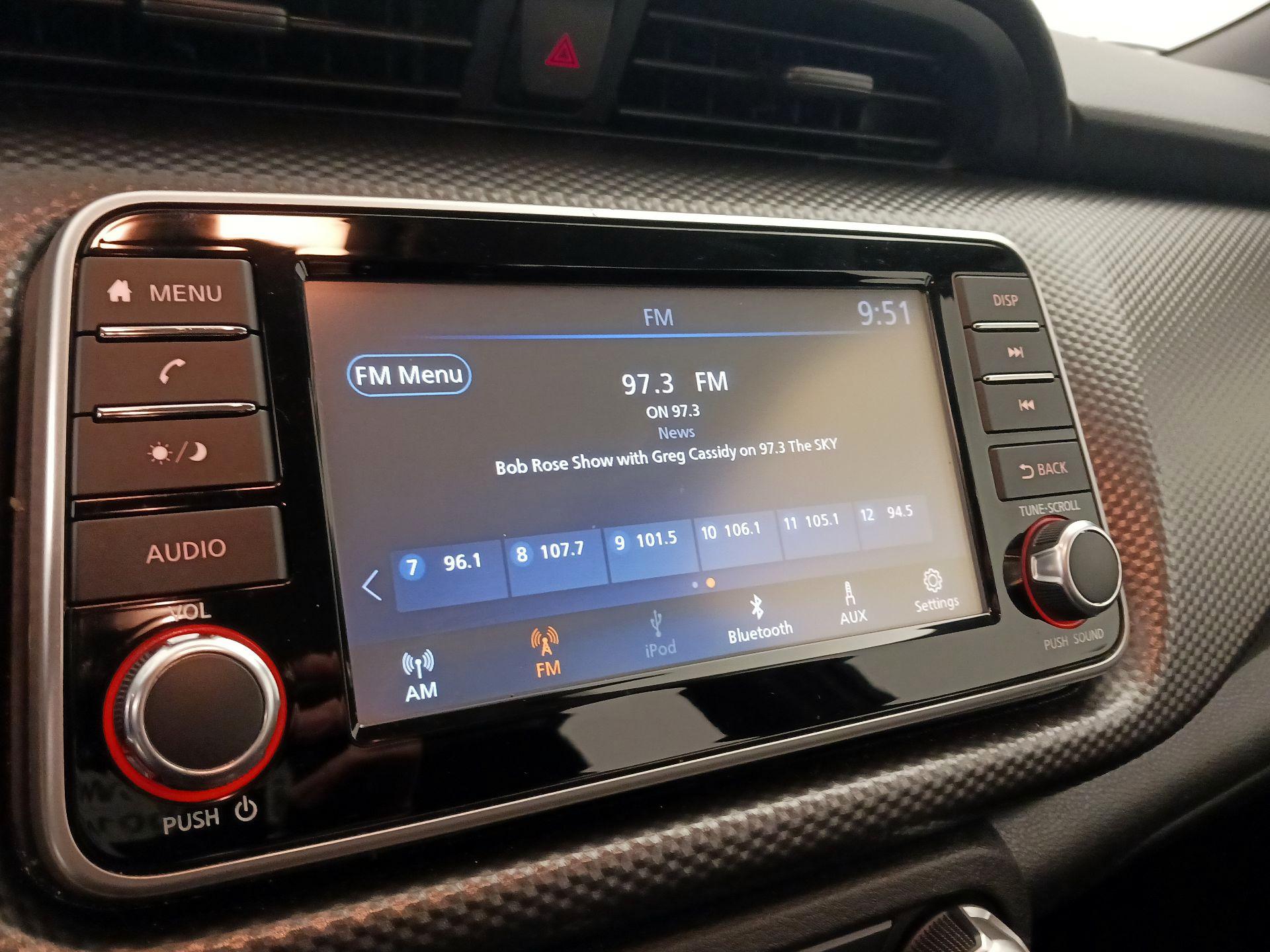 Thumbnail: 2020 Nissan Kicks - 15