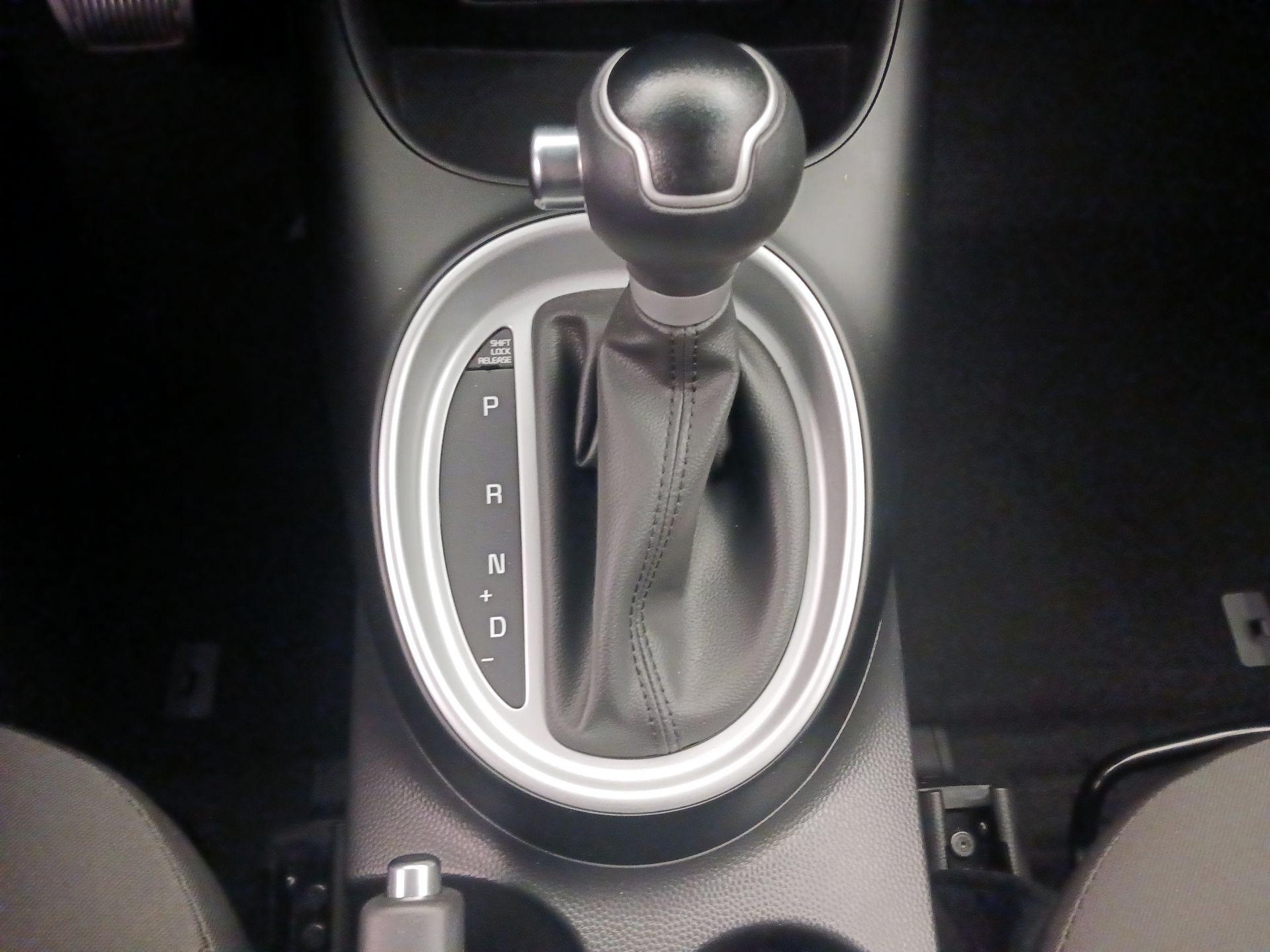 Thumbnail: 2017 Kia Soul - 16