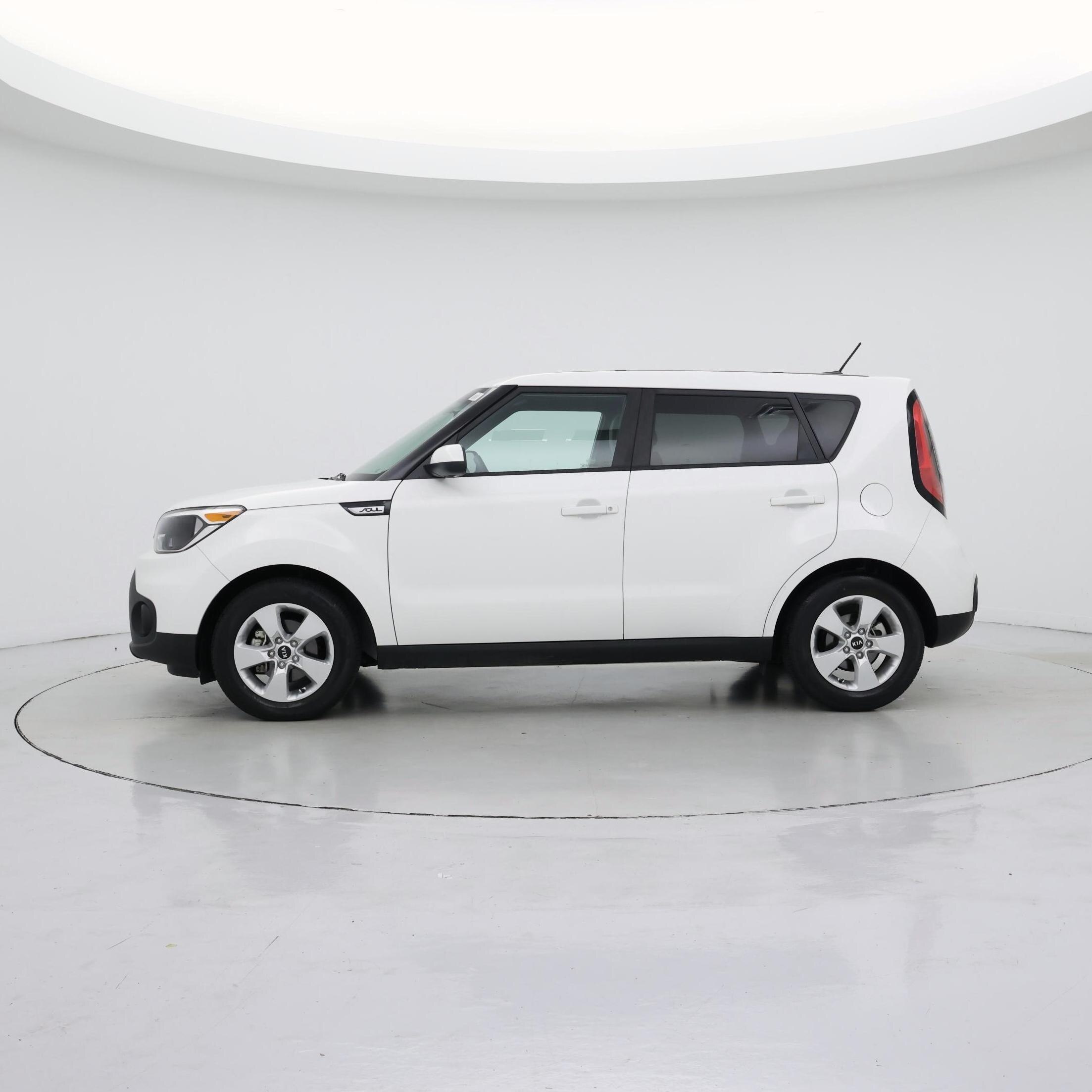 Thumbnail: 2017 Kia Soul - 3