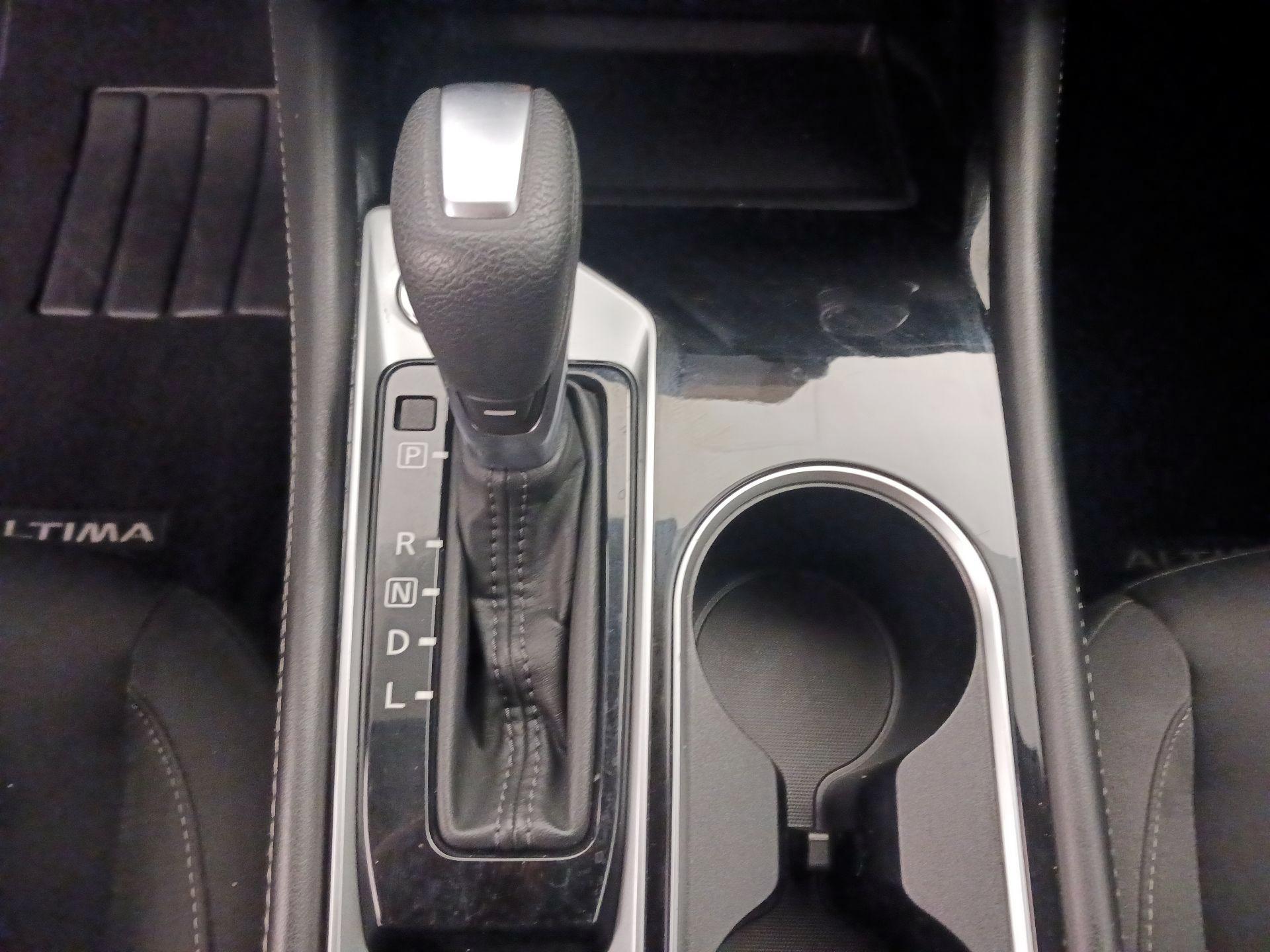 Thumbnail: 2023 Nissan Altima - 17