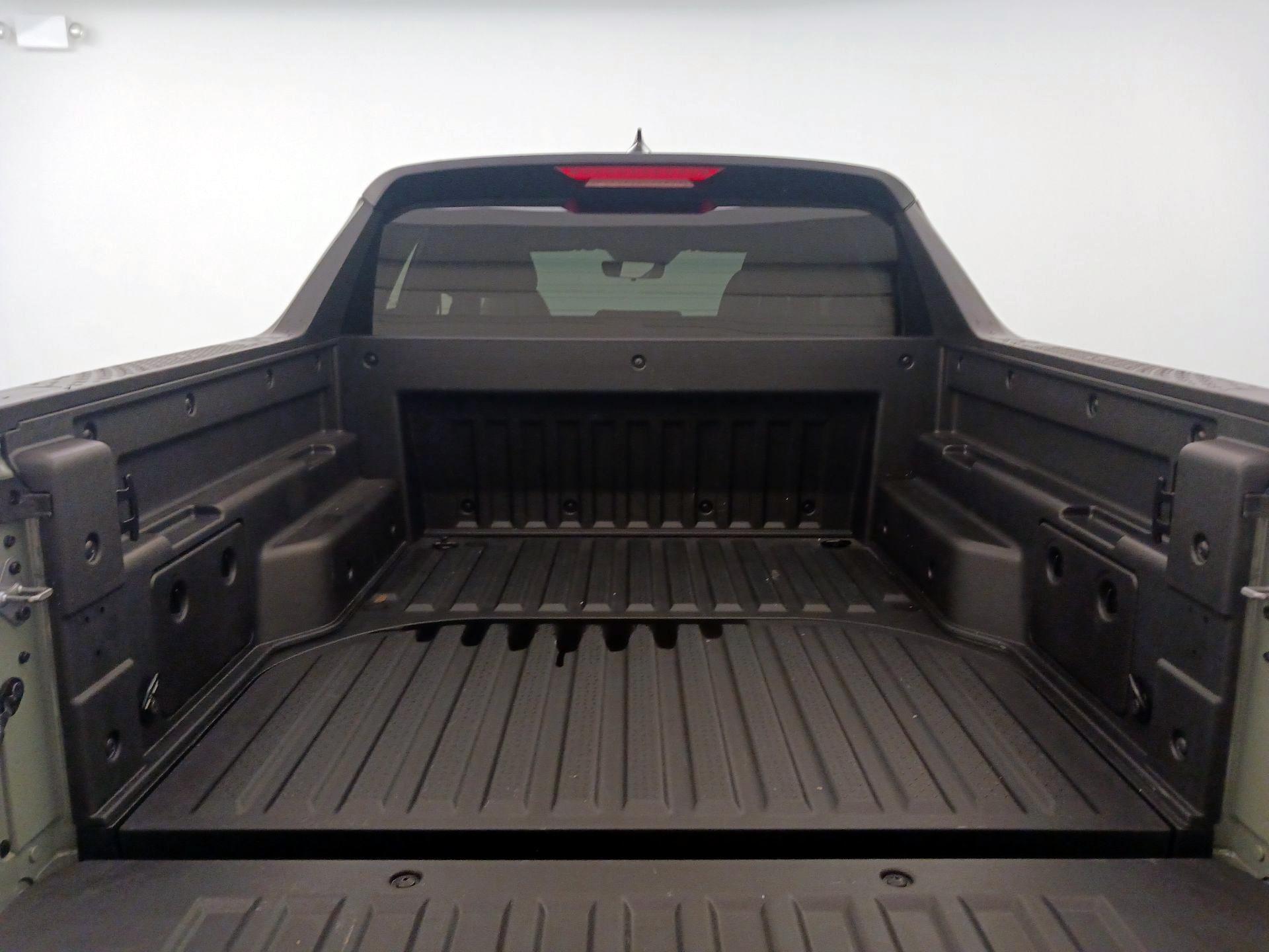 Thumbnail: 2025 Hyundai Santa Cruz - 20