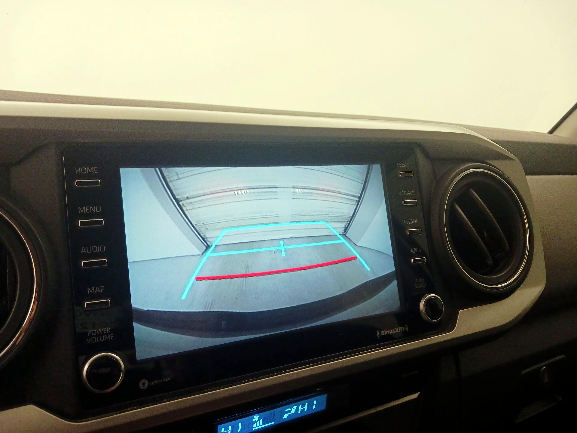 Thumbnail: 2022 Toyota Tacoma - 14