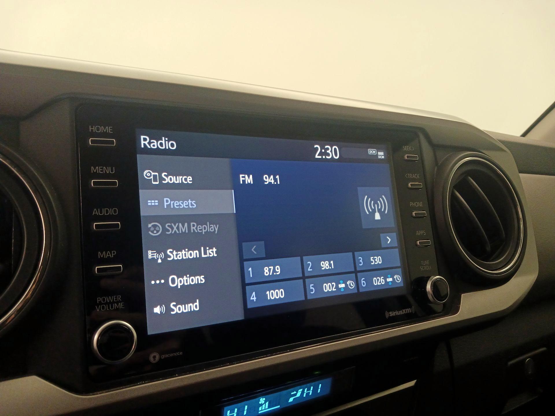 Thumbnail: 2022 Toyota Tacoma - 15