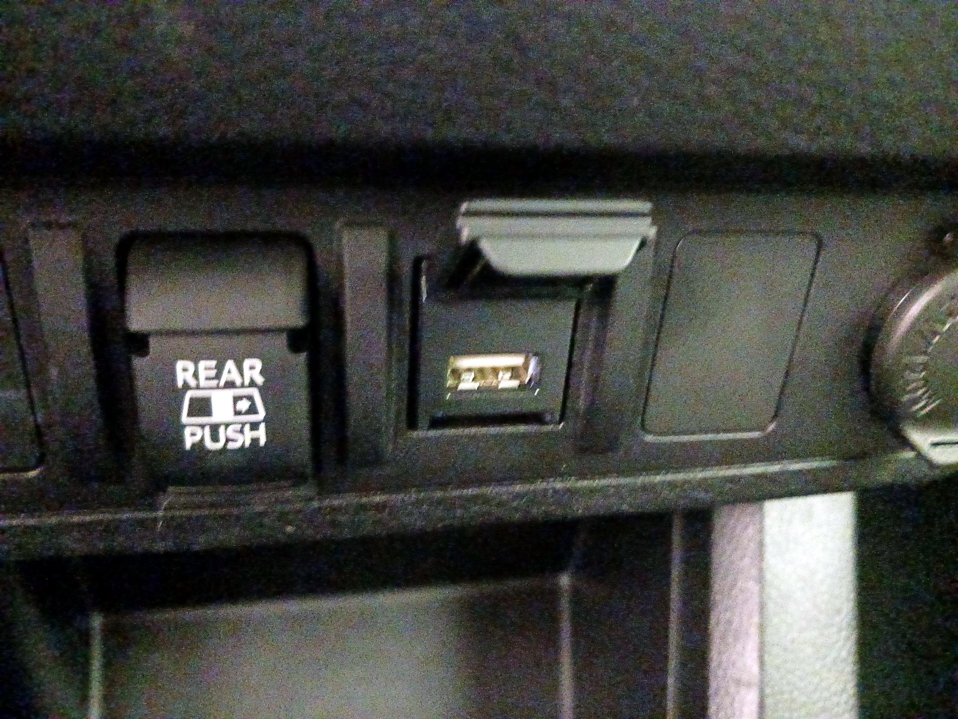 Thumbnail: 2022 Toyota Tacoma - 18