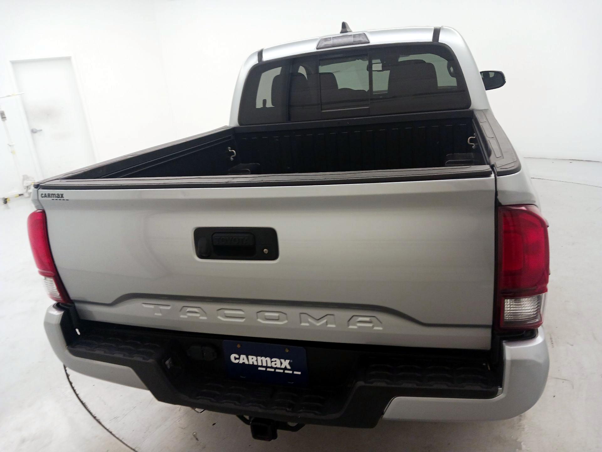 Thumbnail: 2022 Toyota Tacoma - 20