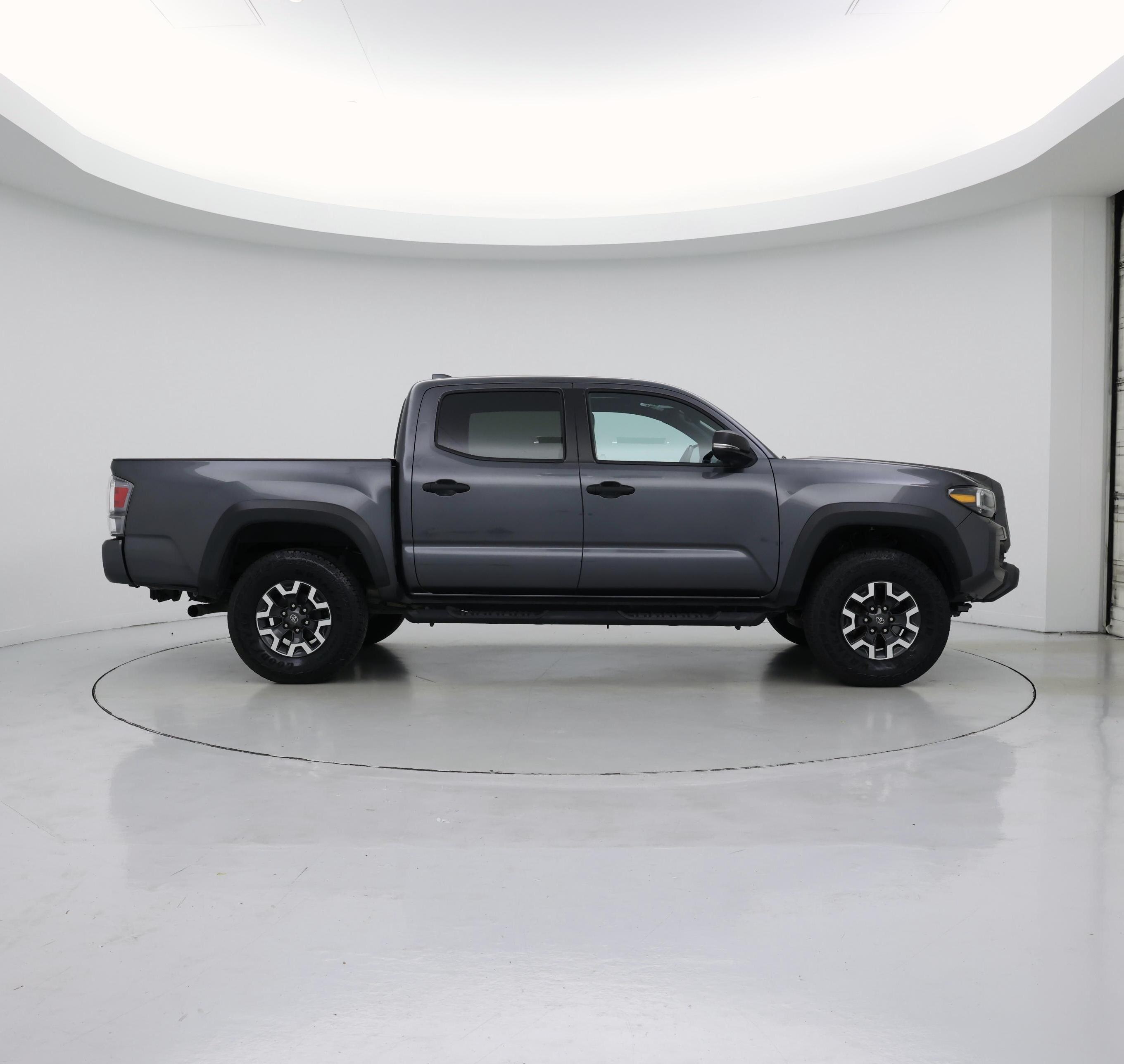 Thumbnail: 2022 Toyota Tacoma - 7