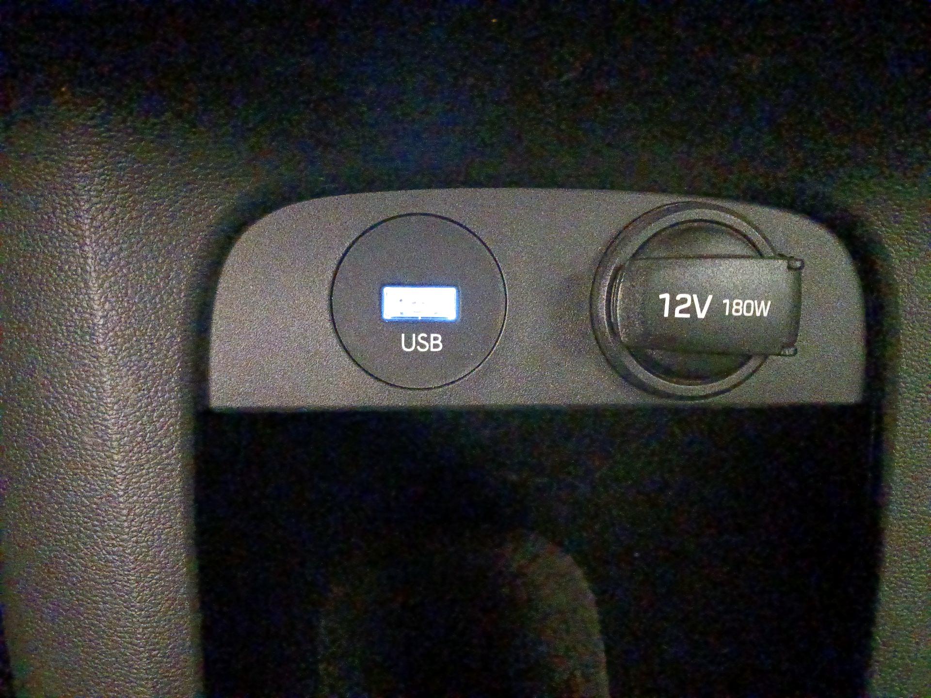 Thumbnail: 2022 Hyundai Ioniq 5 - 19