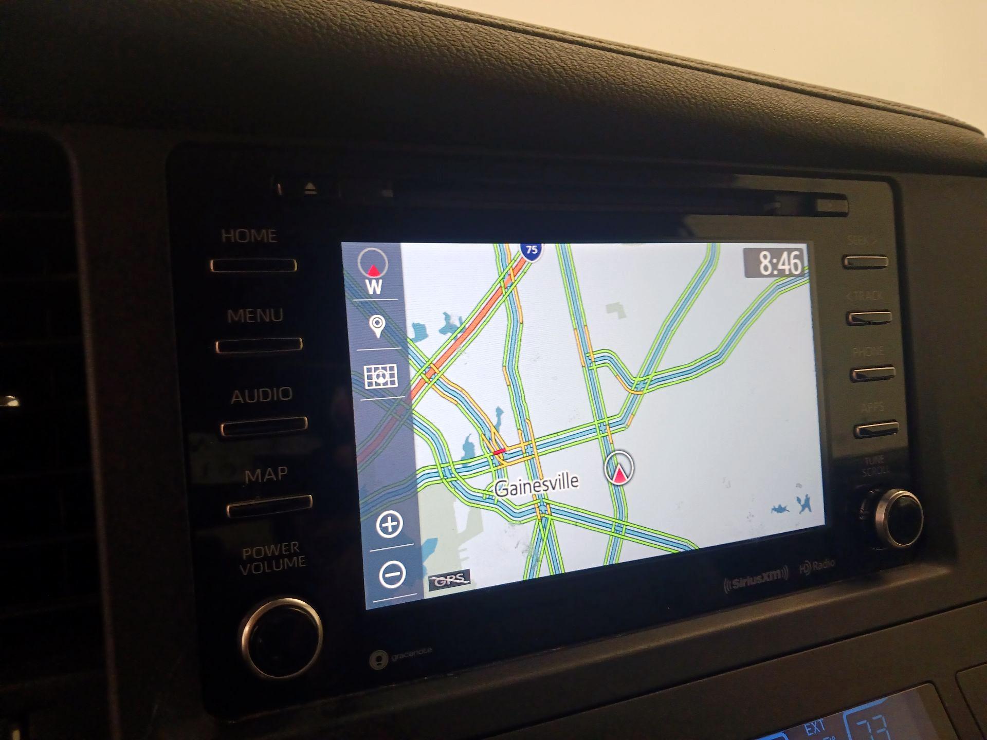 Thumbnail: 2020 Toyota Sienna - 14