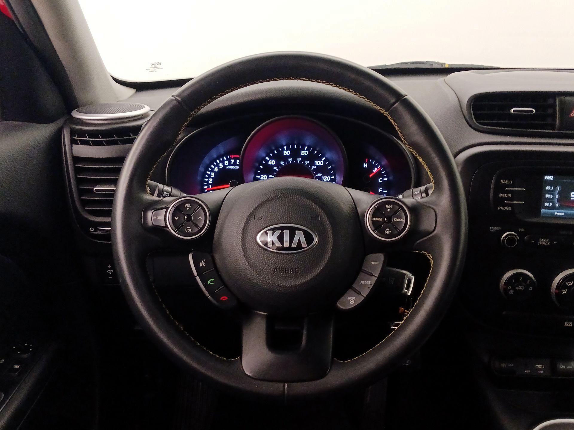Thumbnail: 2016 Kia Soul - 10