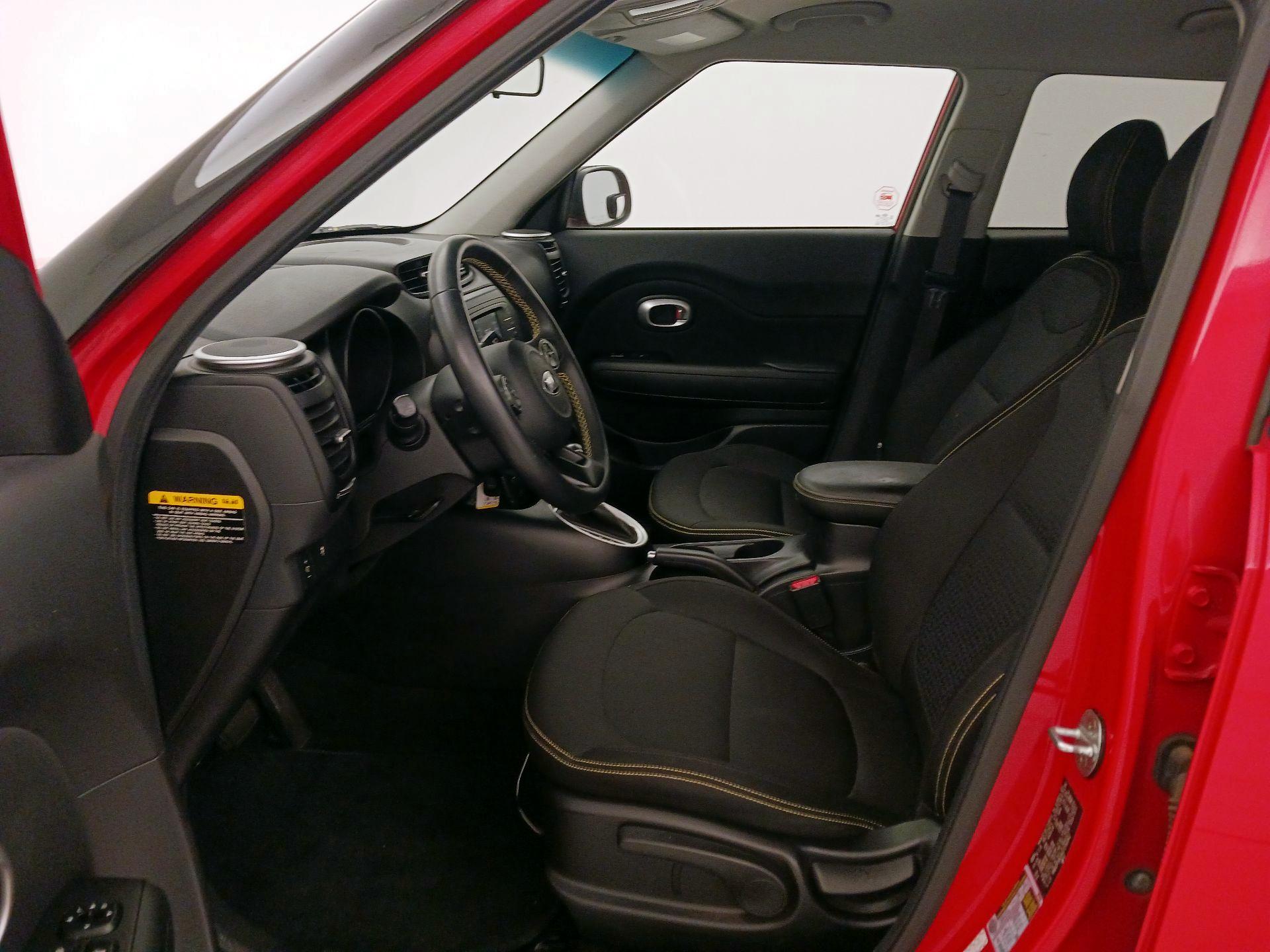 Thumbnail: 2016 Kia Soul - 11