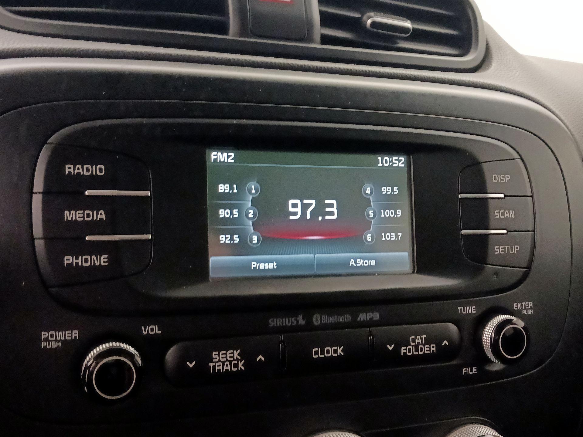 Thumbnail: 2016 Kia Soul - 15