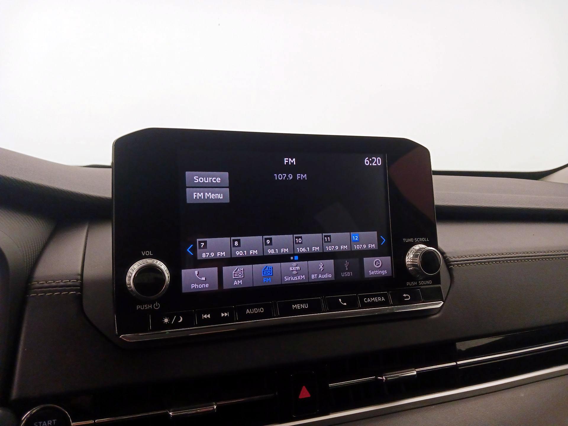 Thumbnail: 2022 Mitsubishi Outlander - 15