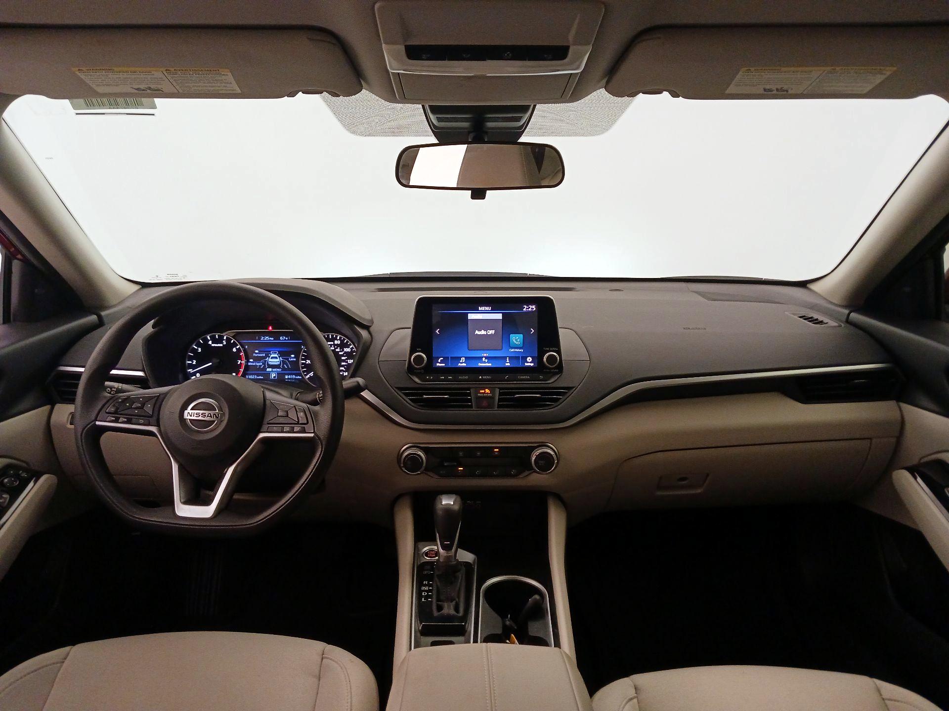 Thumbnail: 2021 Nissan Altima - 9