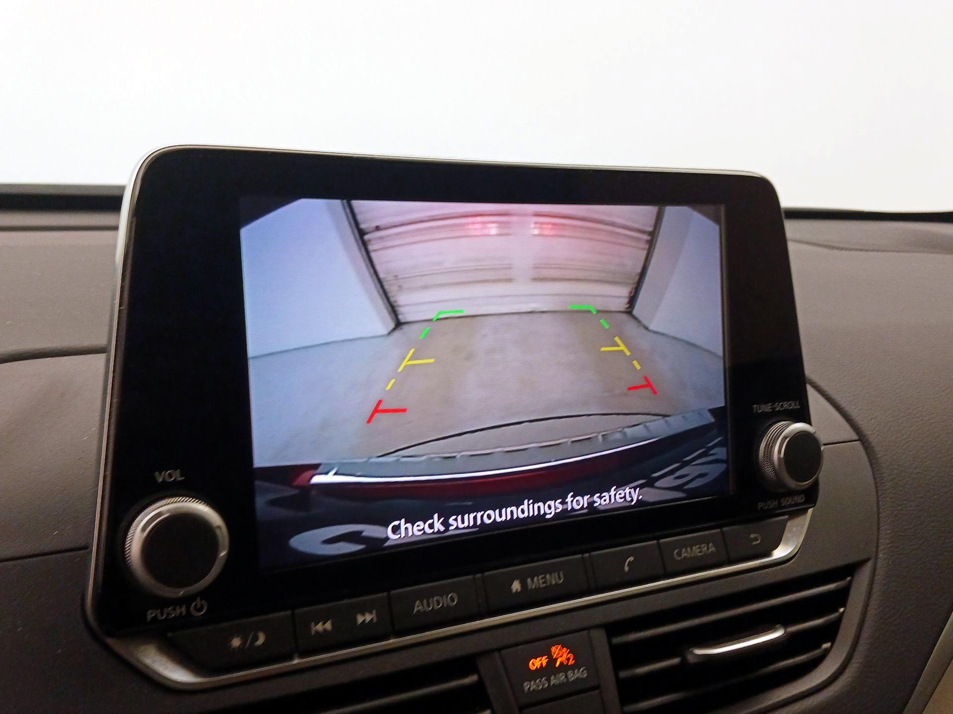 Thumbnail: 2021 Nissan Altima - 14