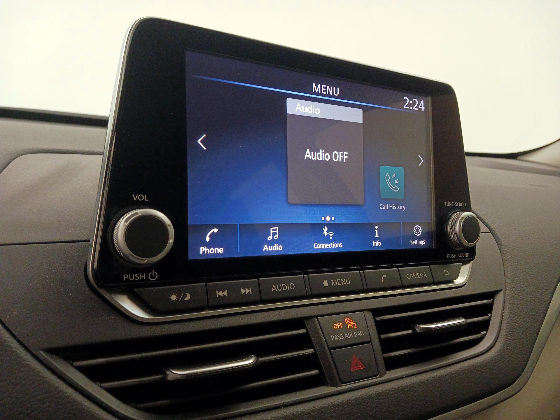 Thumbnail: 2021 Nissan Altima - 15