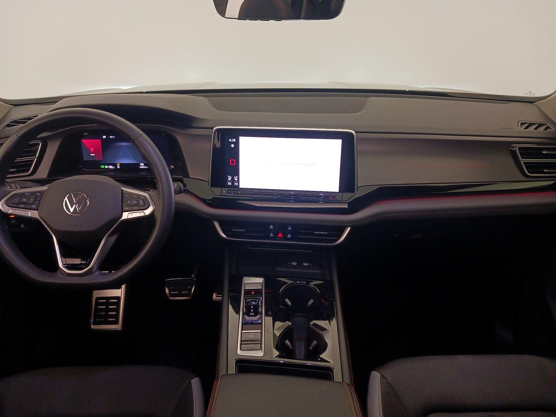 Thumbnail: 2024 Volkswagen Atlas - 9