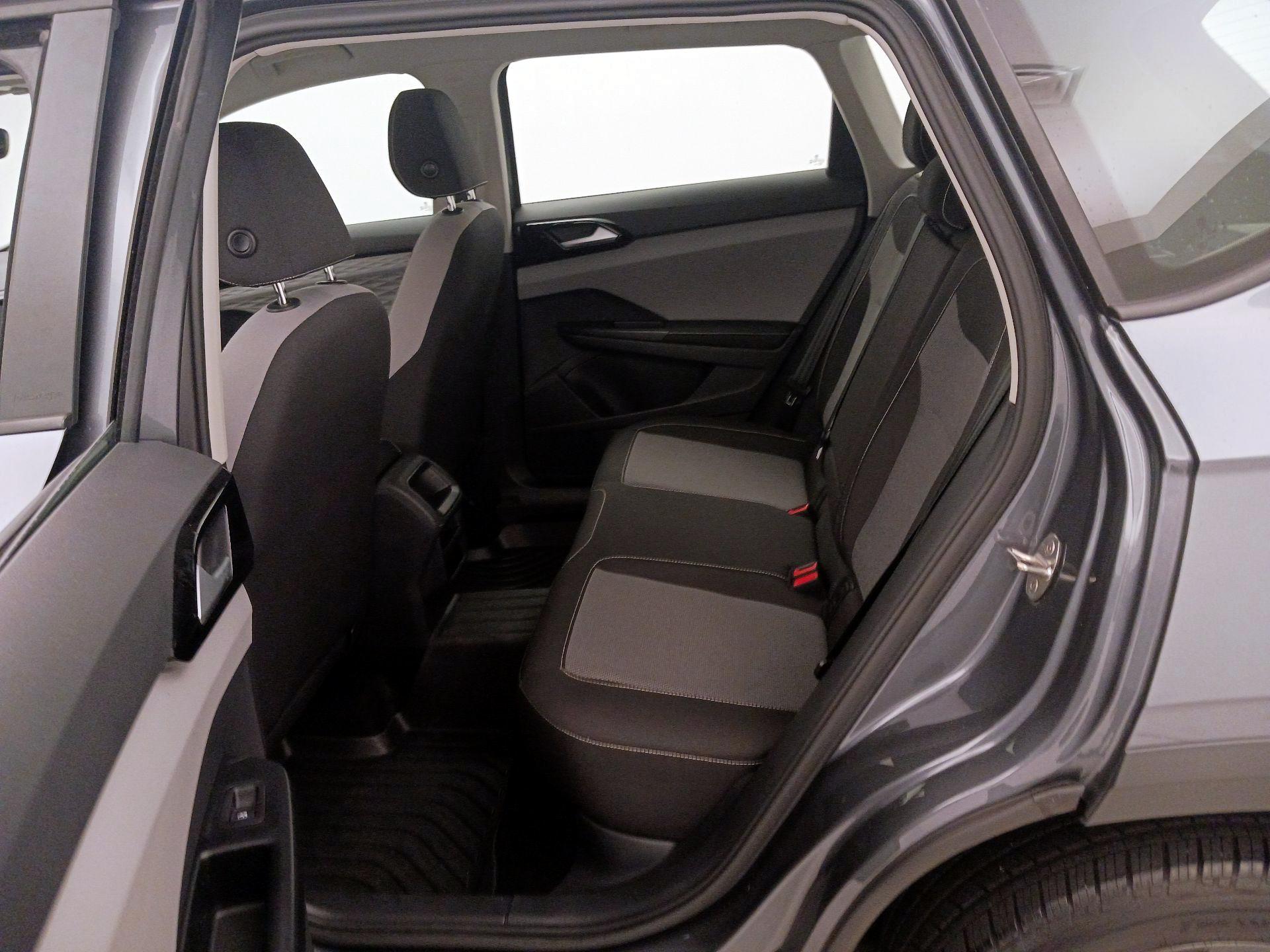 Thumbnail: 2024 Volkswagen Taos - 19