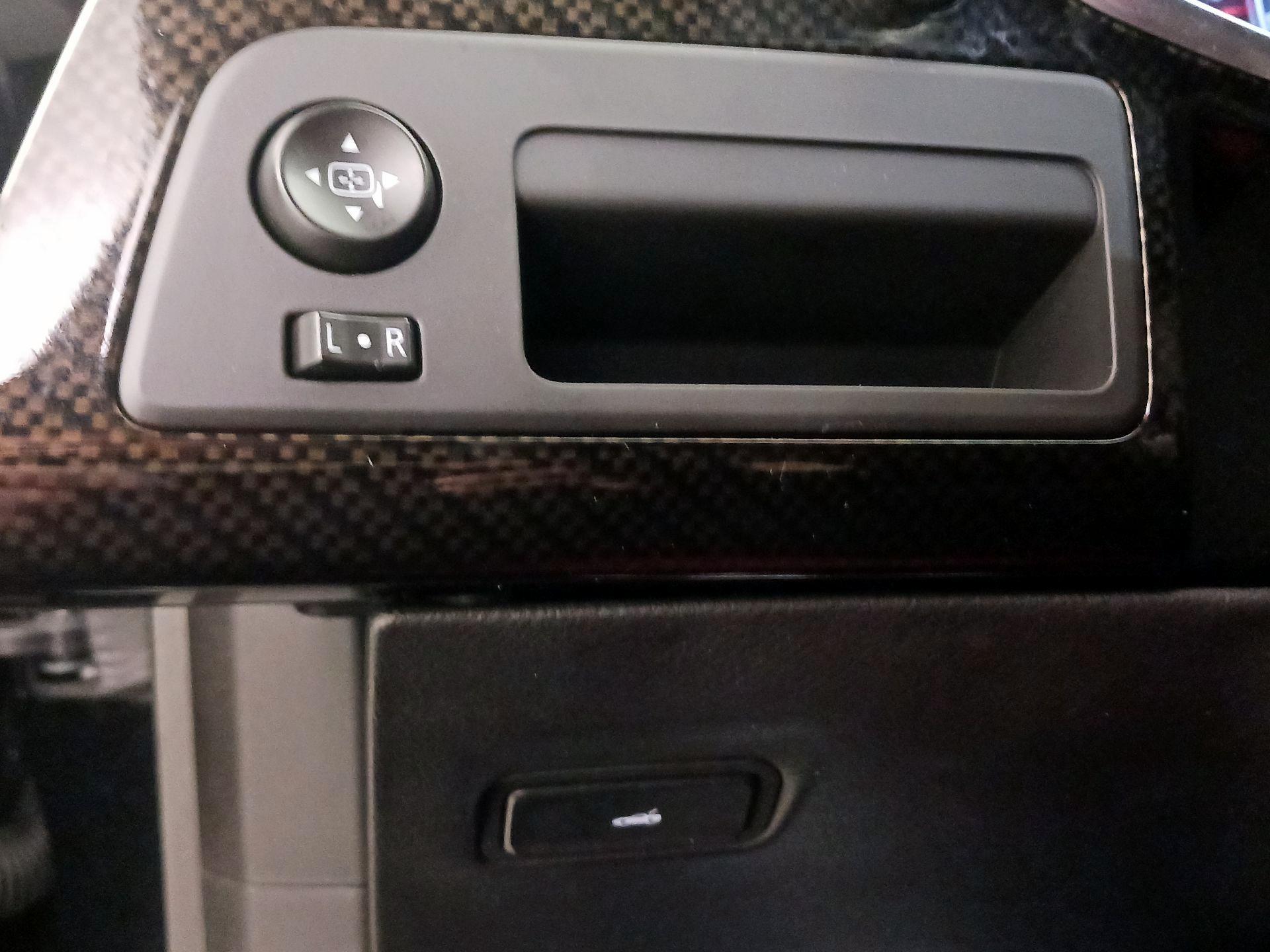 Thumbnail: 2019 Chevrolet Corvette - 13