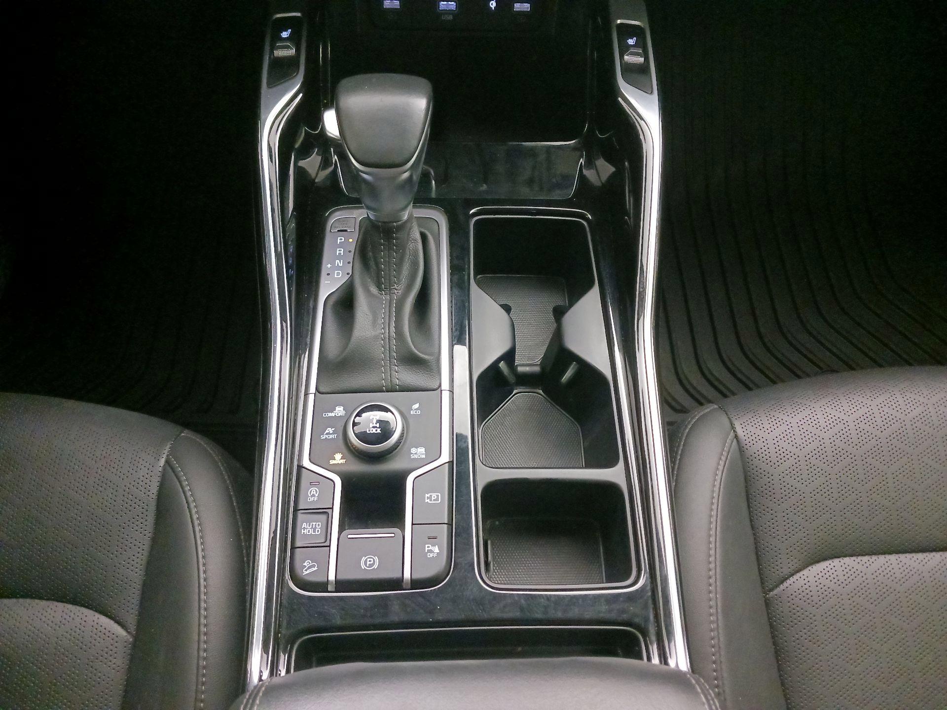 Thumbnail: 2023 Kia Sorento - 18