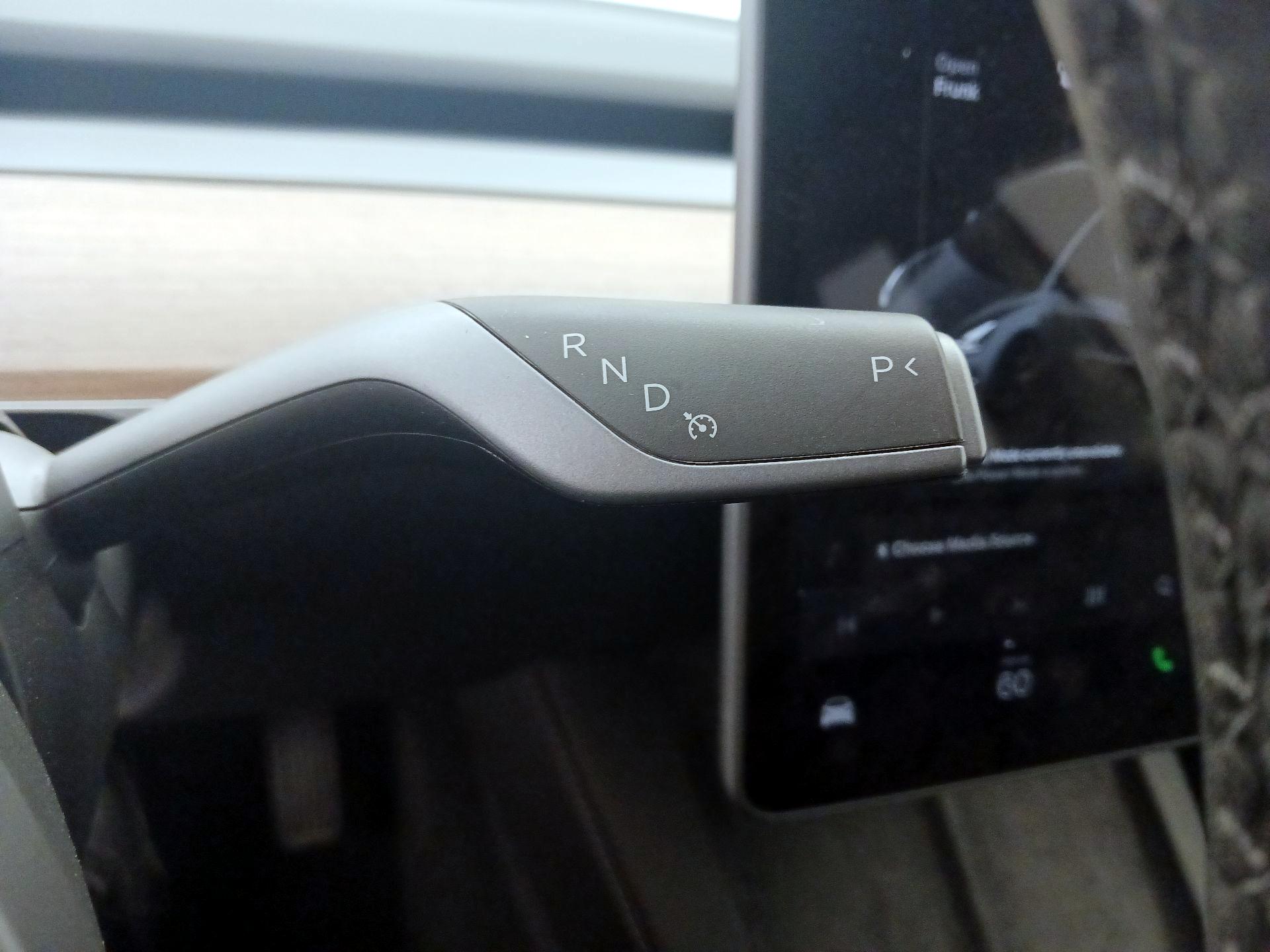 Thumbnail: 2023 Tesla Model 3 - 17